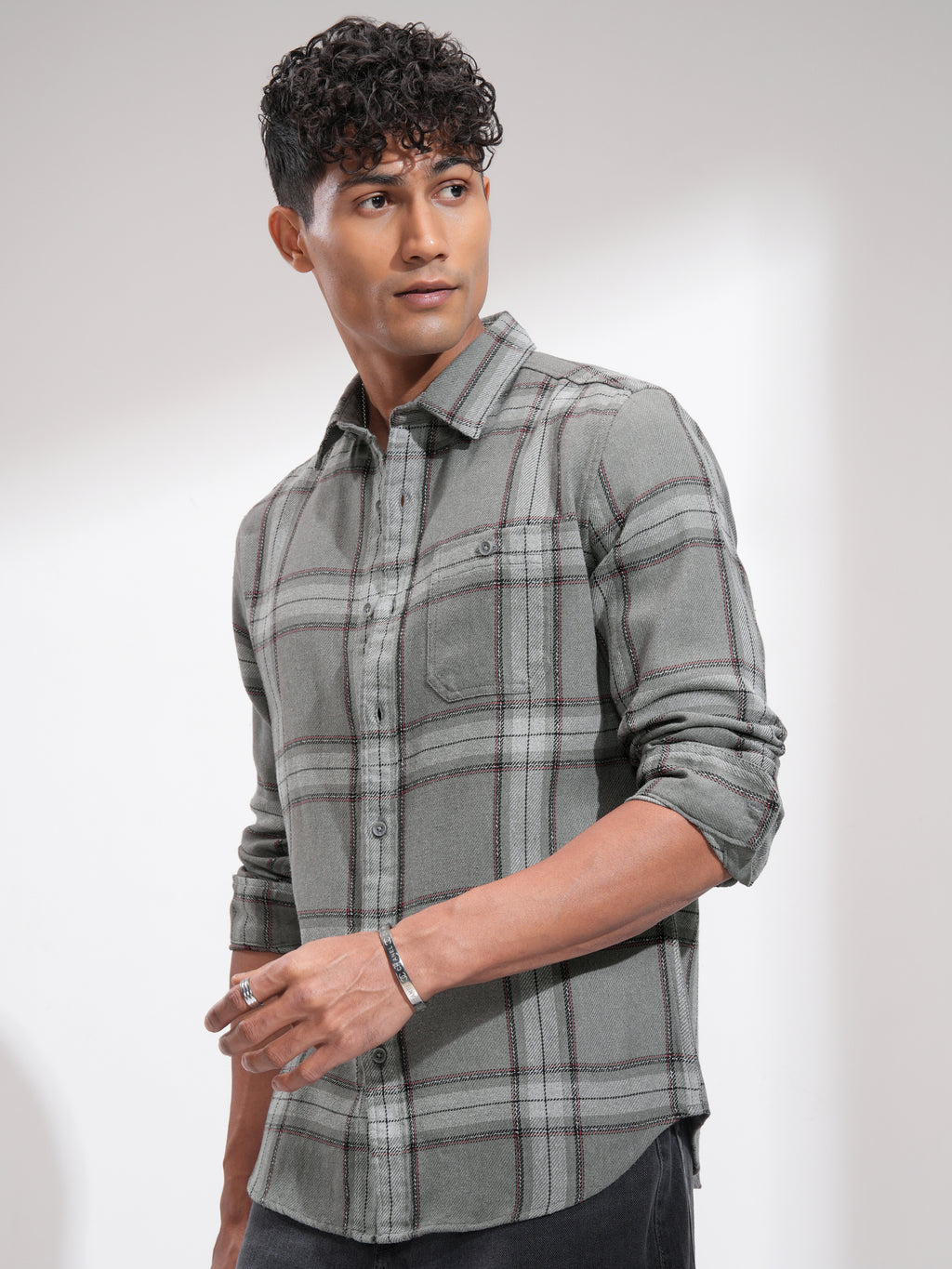 Highlander Men Grey Checked Slim Fit Casual Shirt - Grey - Image 4