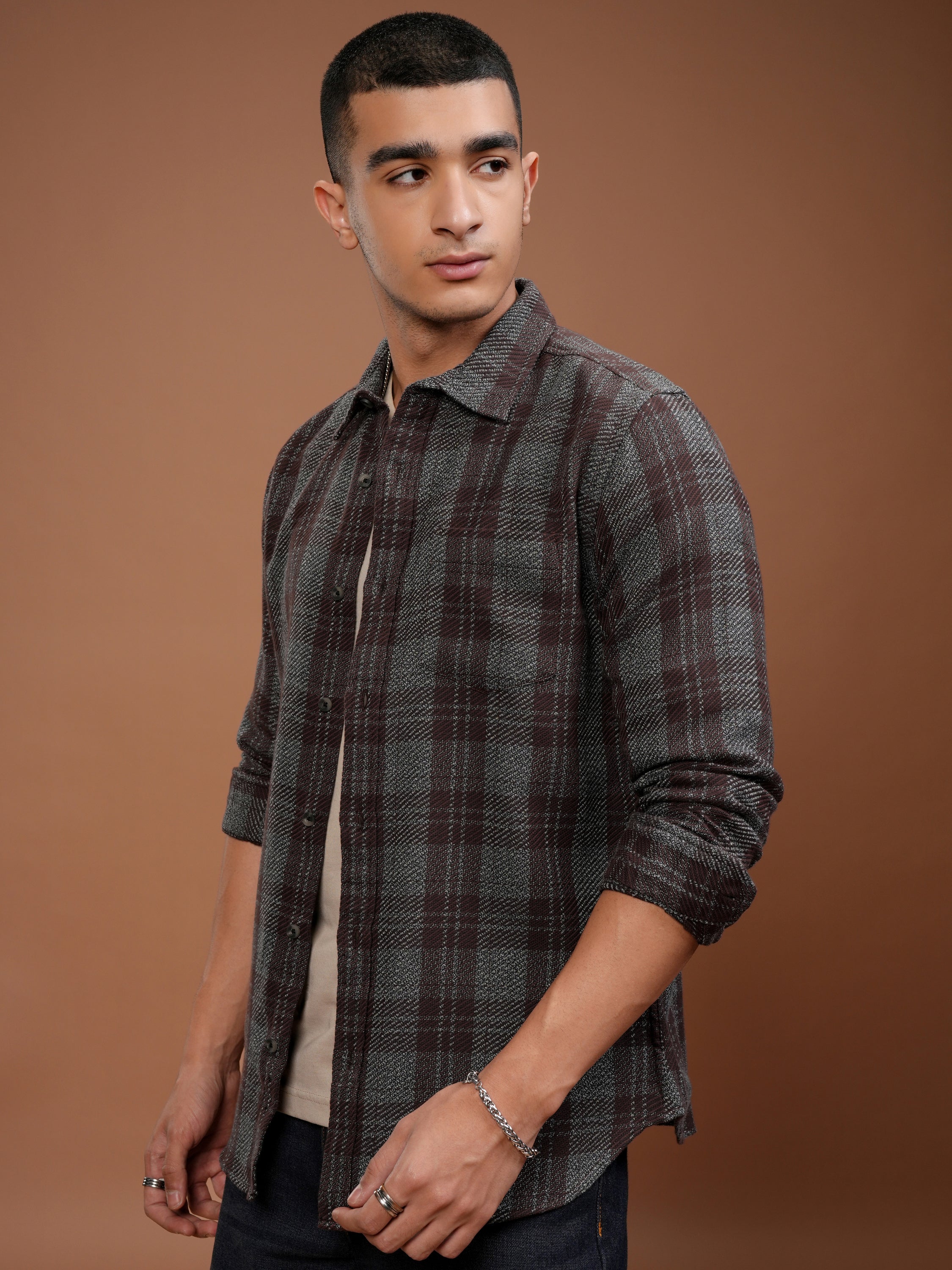 Highlander Men Grey Checked Slim Fit Casual Shirt - Grey - Image 4