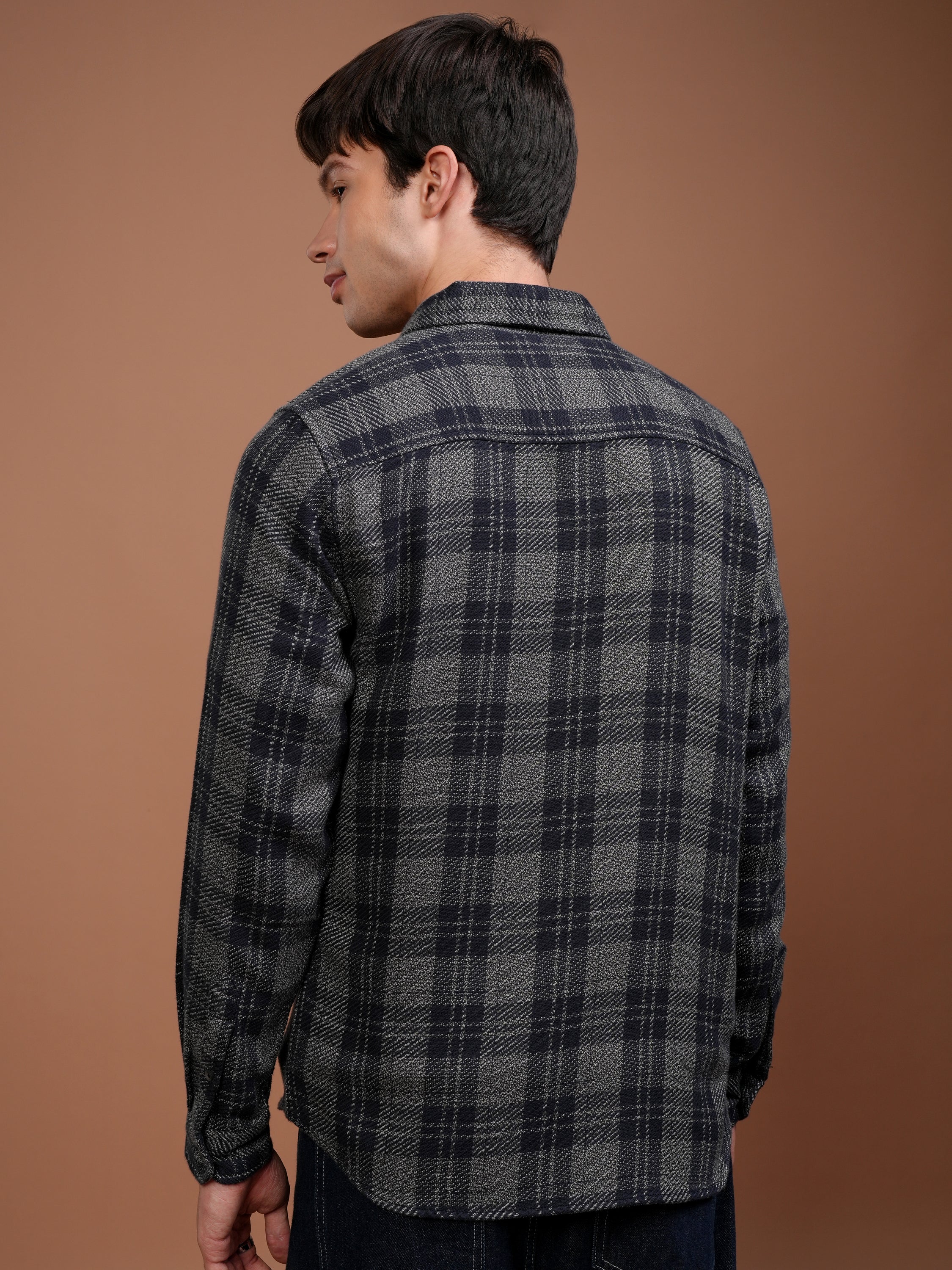 Highlander Men Grey Checked Slim Fit Casual Shirt - Grey - Image 3