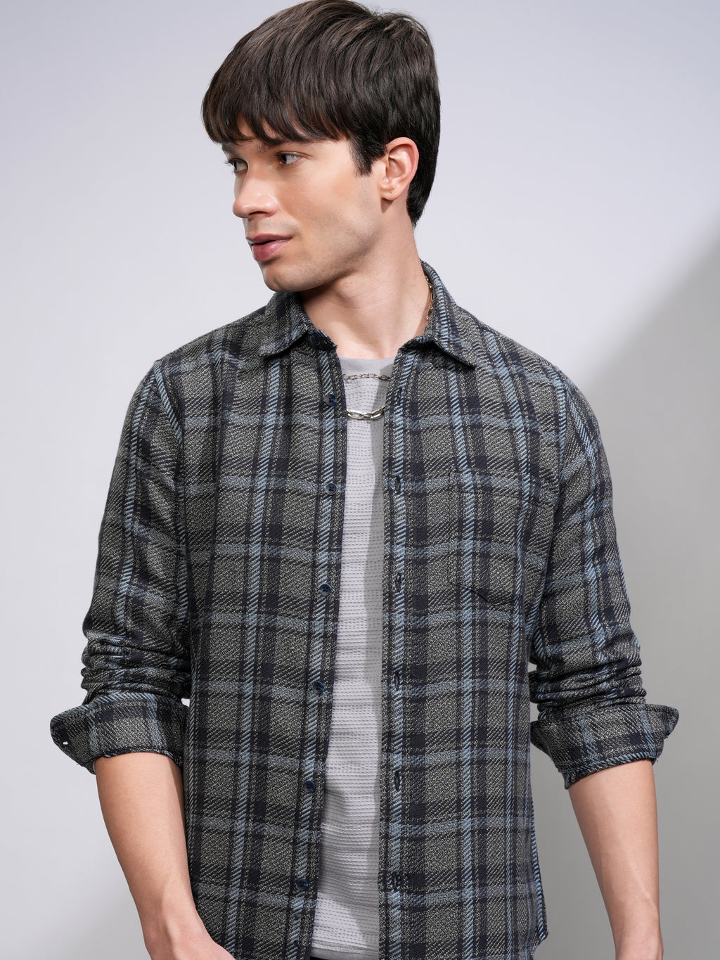Highlander Men Grey Checked Slim Fit Casual Shirt - Grey - Image 1