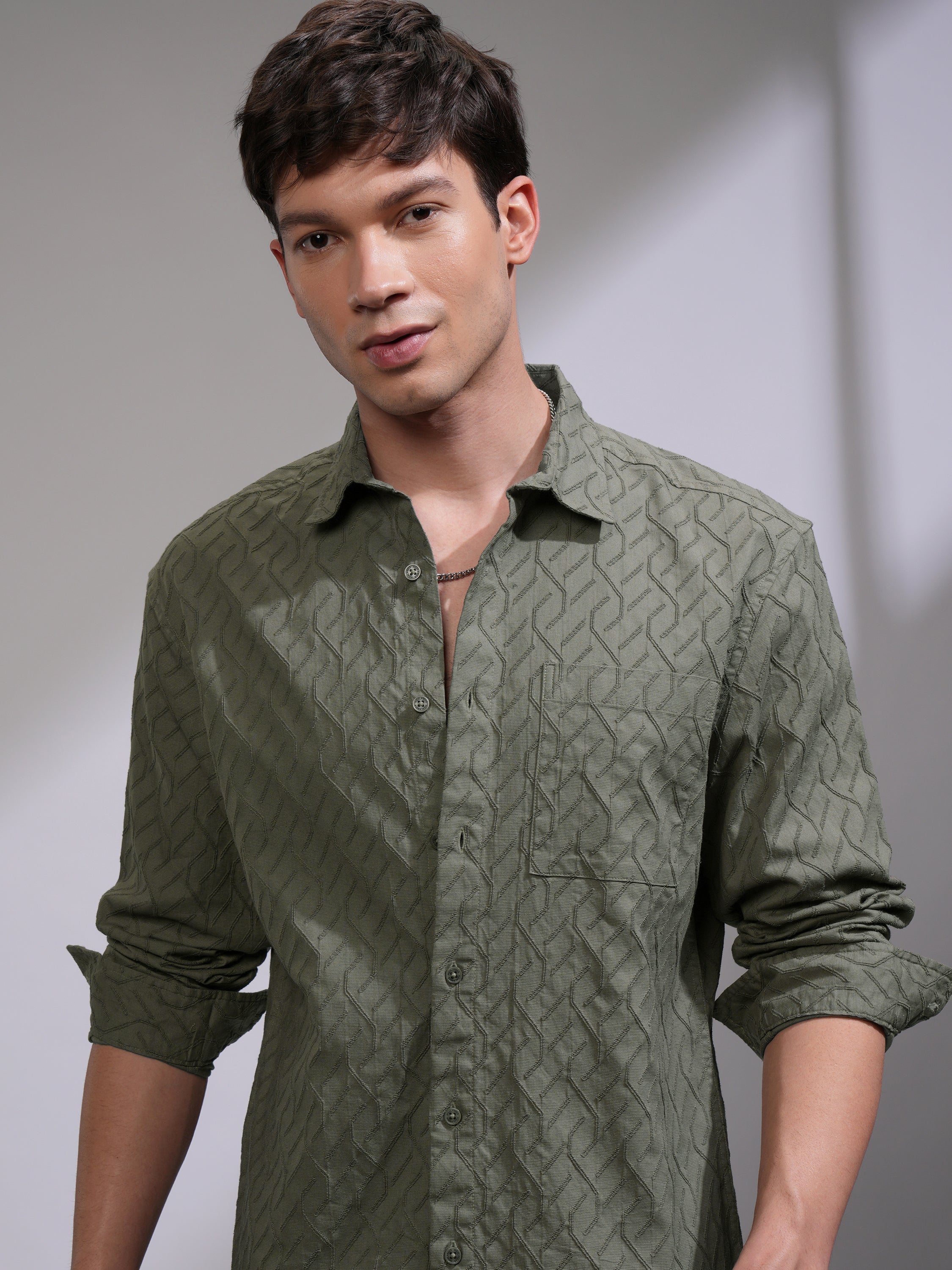 Highlander Men Green Printed Relaxed Fit Casual Shirt - Green - Image 1