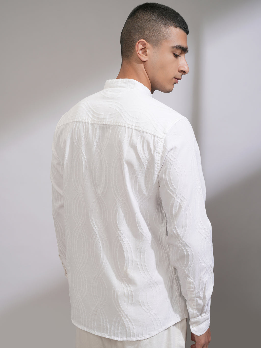 Highlander Men White Textured Slim Fit Casual Shirt - White - Image 3