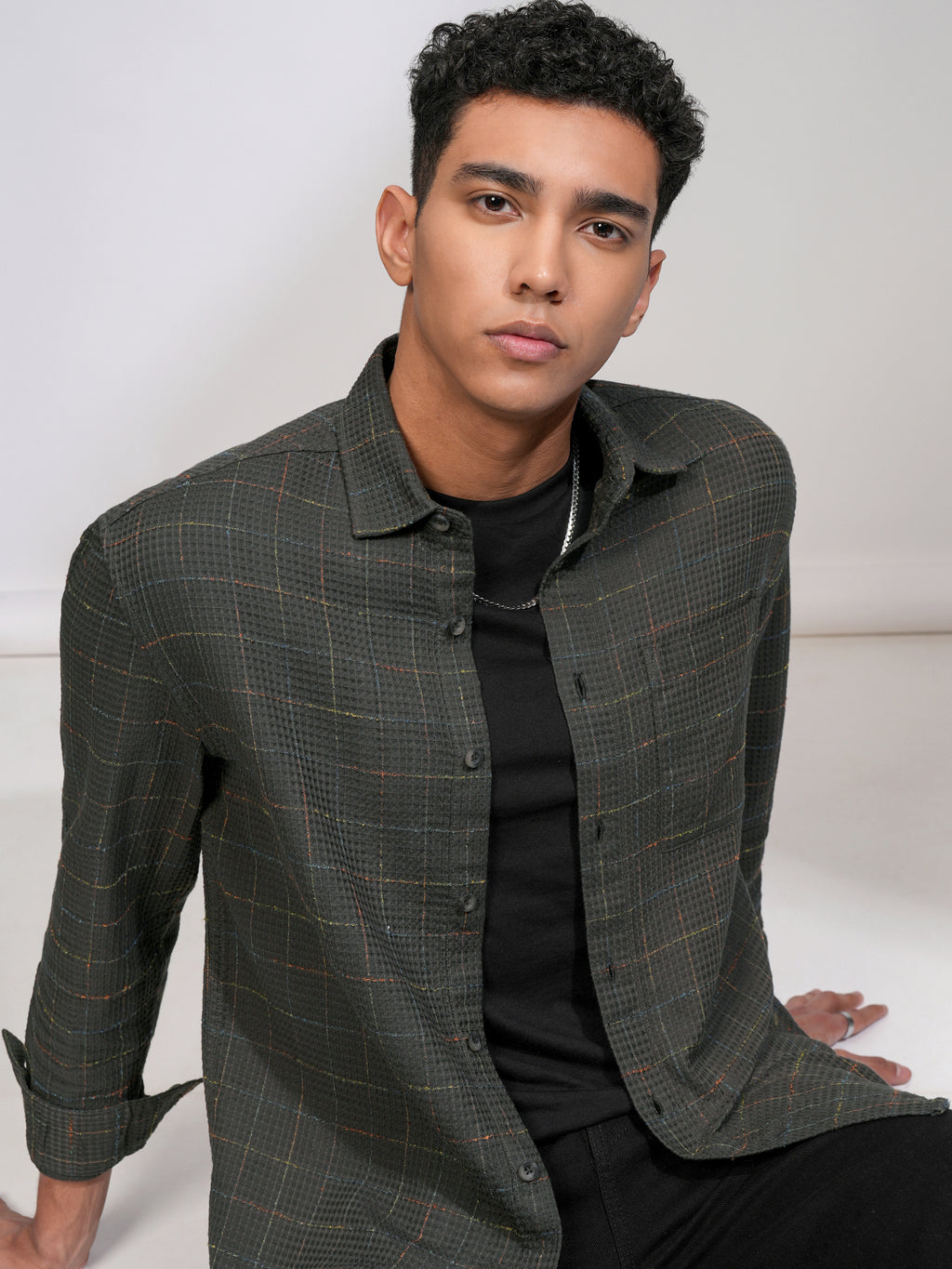 Highlander Men Green Textured Relaxed Fit Casual Shirt - Green - Image 1