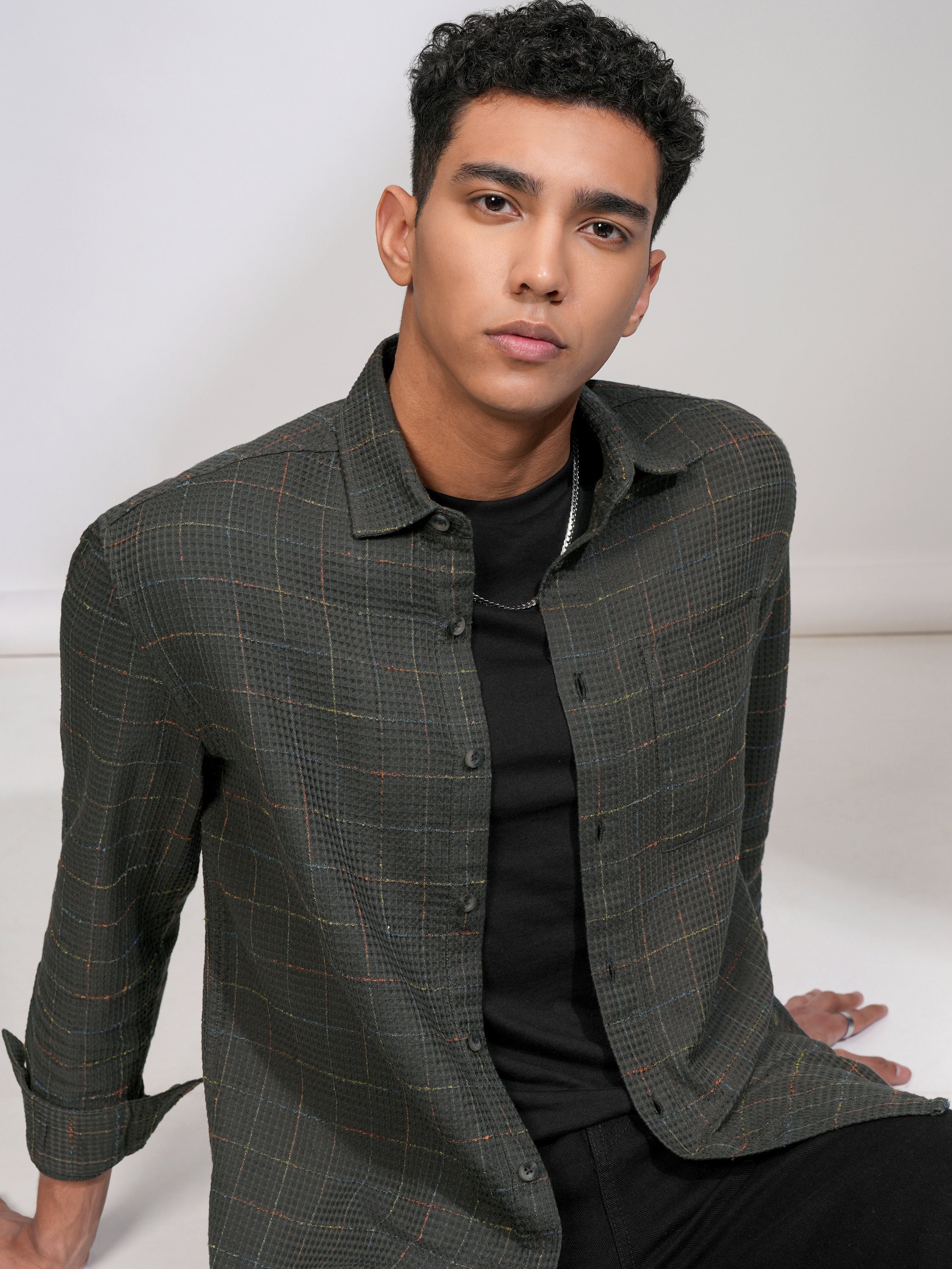 Highlander Men Green Textured Relaxed Fit Casual Shirt - Green - Image 1