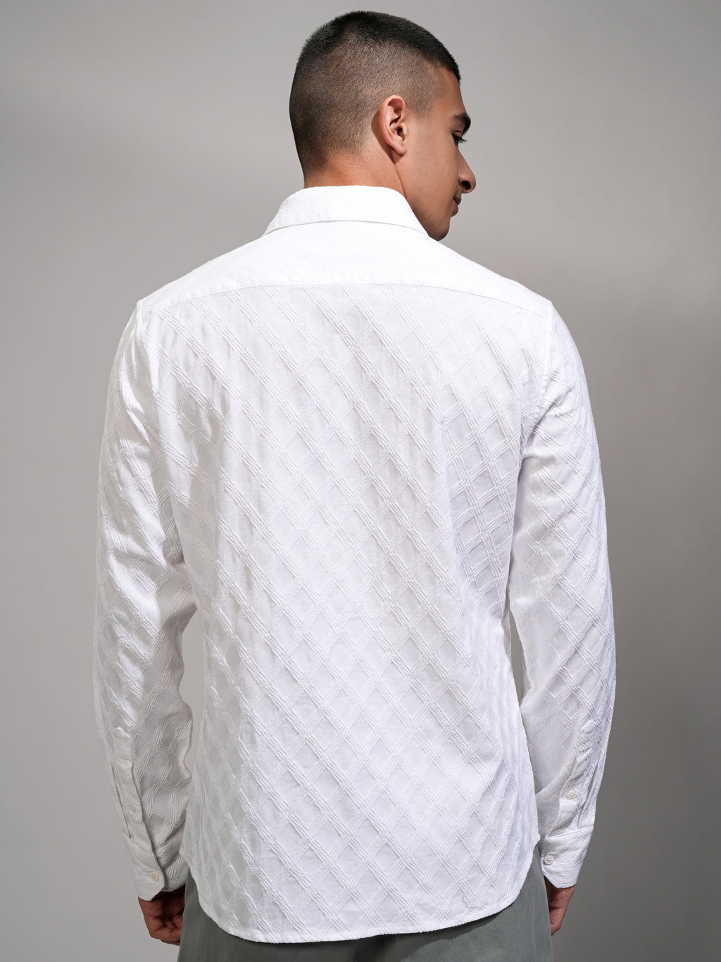 Highlander Men White Textured Slim Fit Casual Shirt - White - Image 3