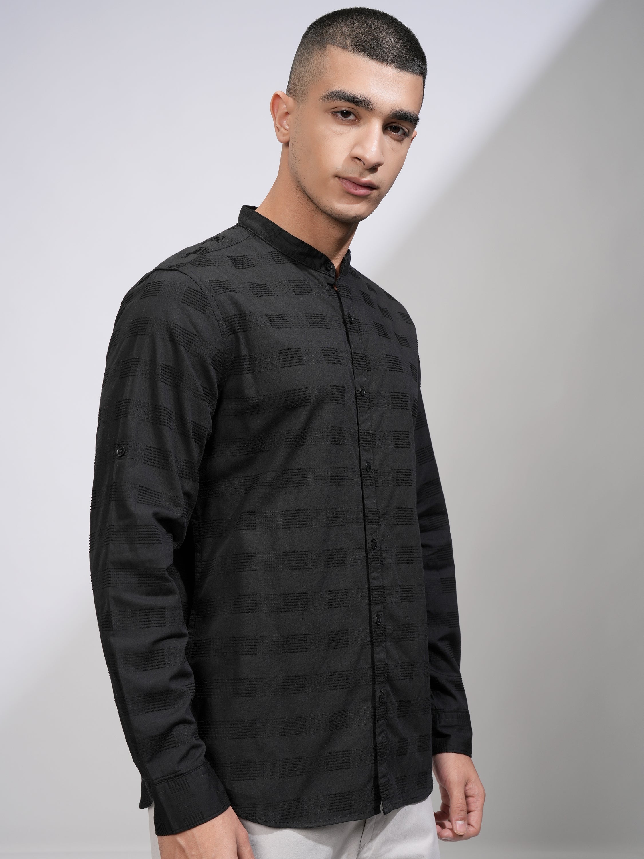 Highlander Men Black Textured Slim Fit Casual Shirt - Black - Image 6