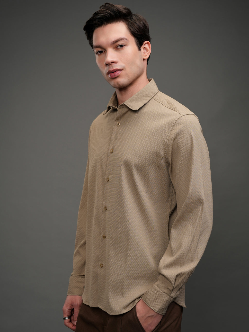 Highlander Men Beige Textured Slim Fit Casual Shirt - Beige - Image 4
