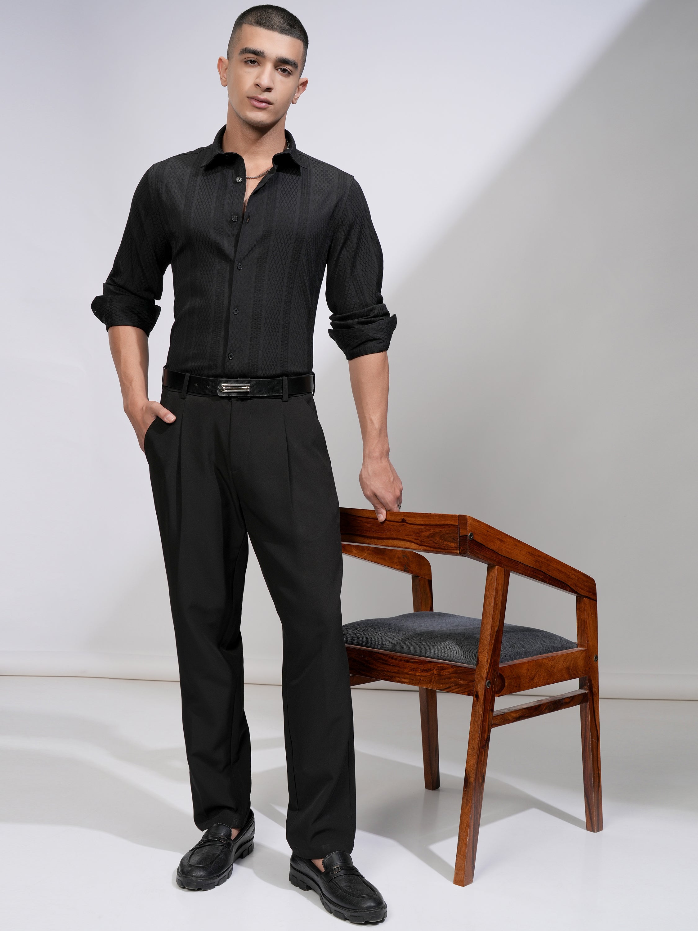 Highlander Men Black Striped Slim Fit Casual Shirt - Black - Image 2