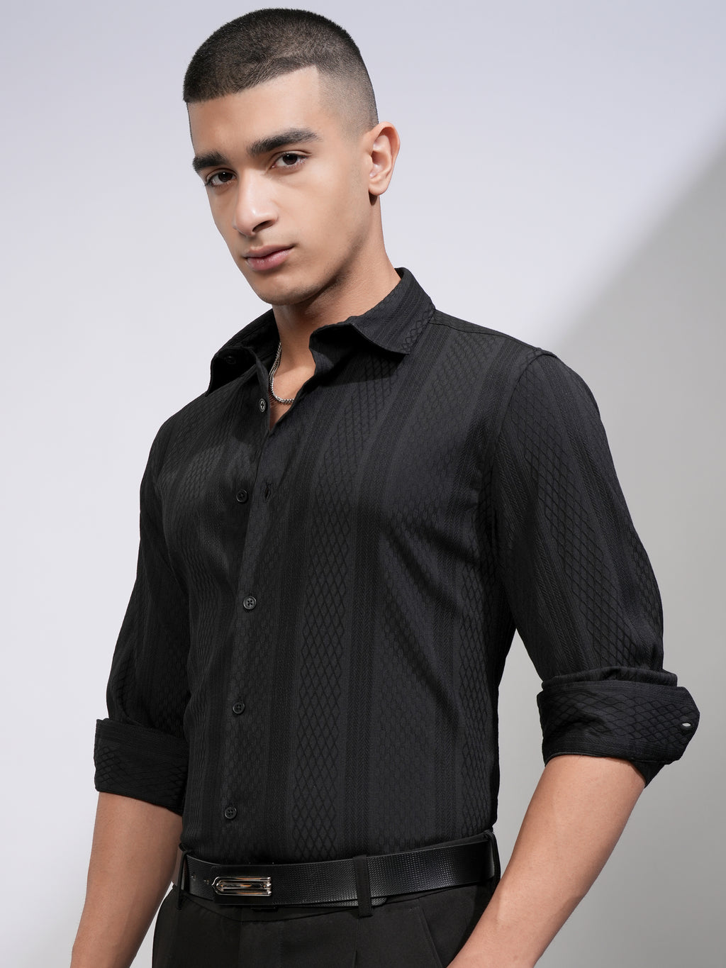 Highlander Men Black Striped Slim Fit Casual Shirt - Black - Image 4