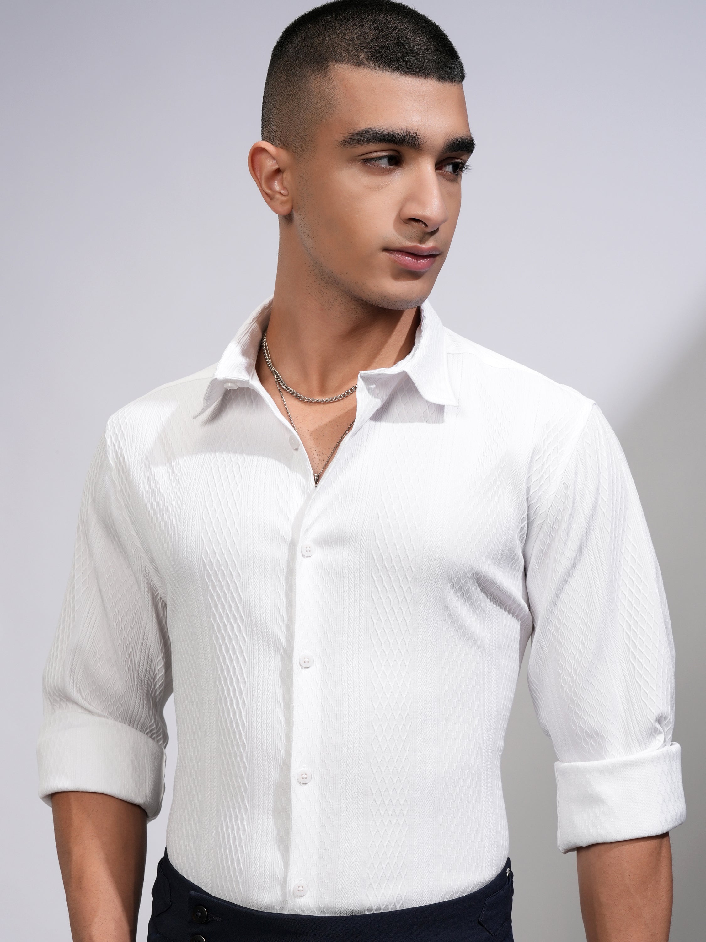 Highlander Men Black Textured Slim Fit Casual Shirt - White - Image 1
