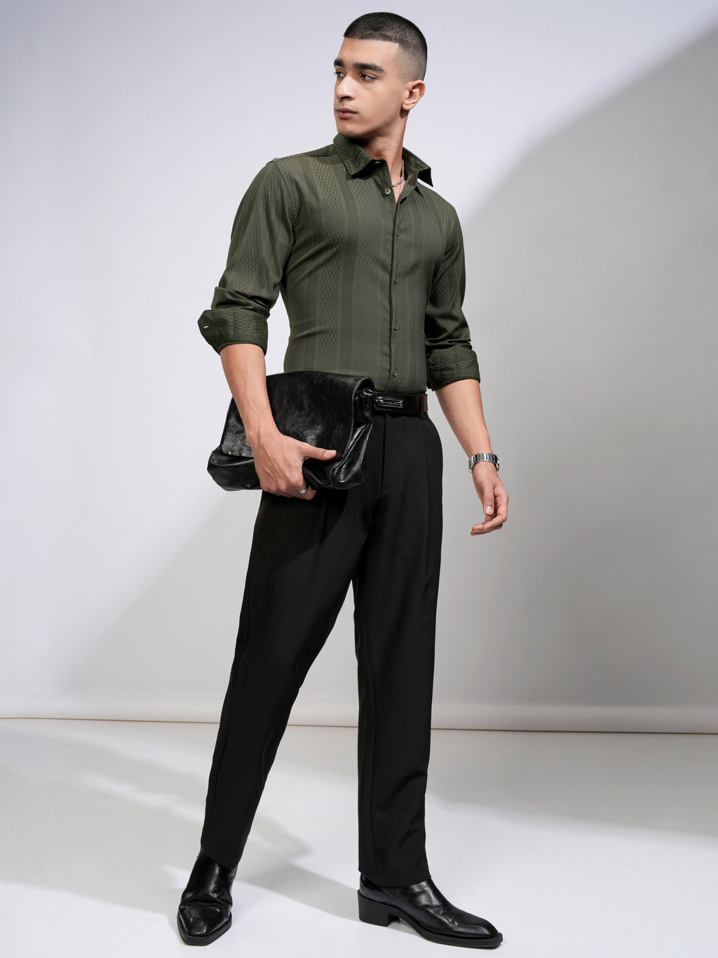 Highlander Men Green Textured Slim Fit Casual Shirt - Green - Image 2