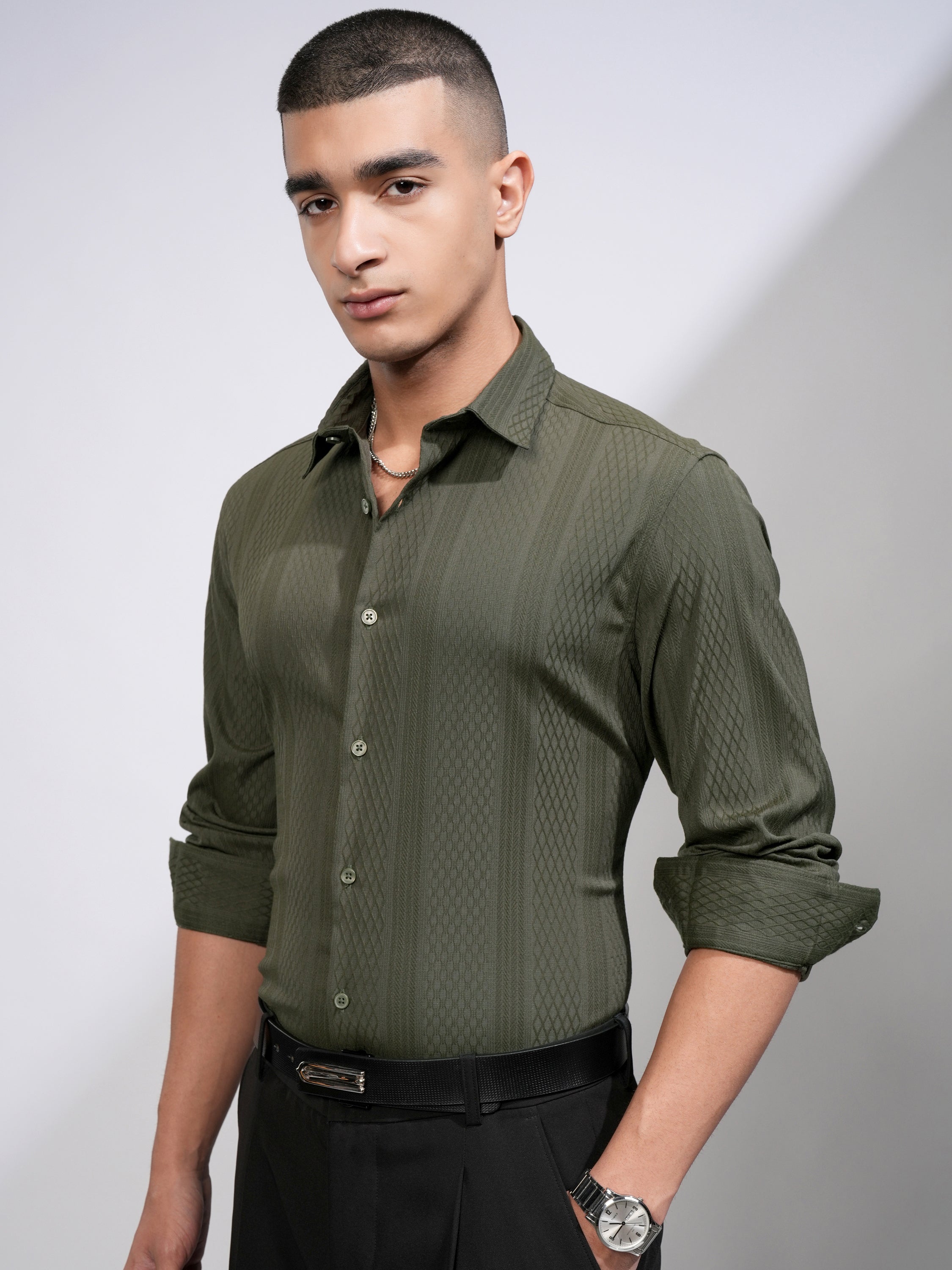 Highlander Men Green Textured Slim Fit Casual Shirt - Green - Image 4