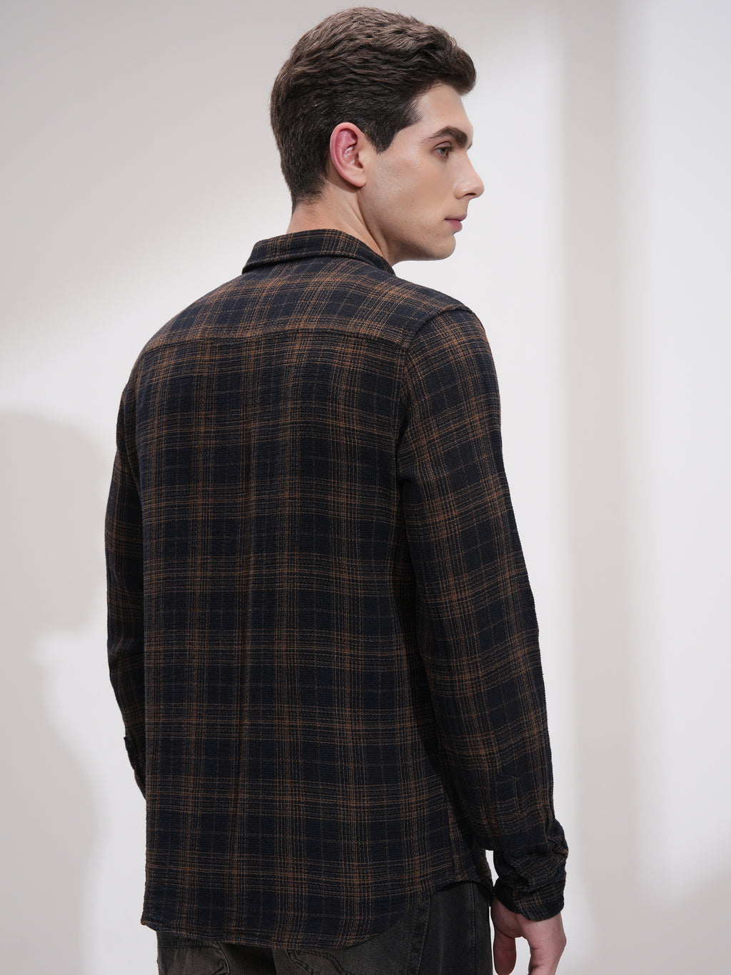 Highlander Men Black Checked Slim Fit Casual Shirt - Black - Image 3