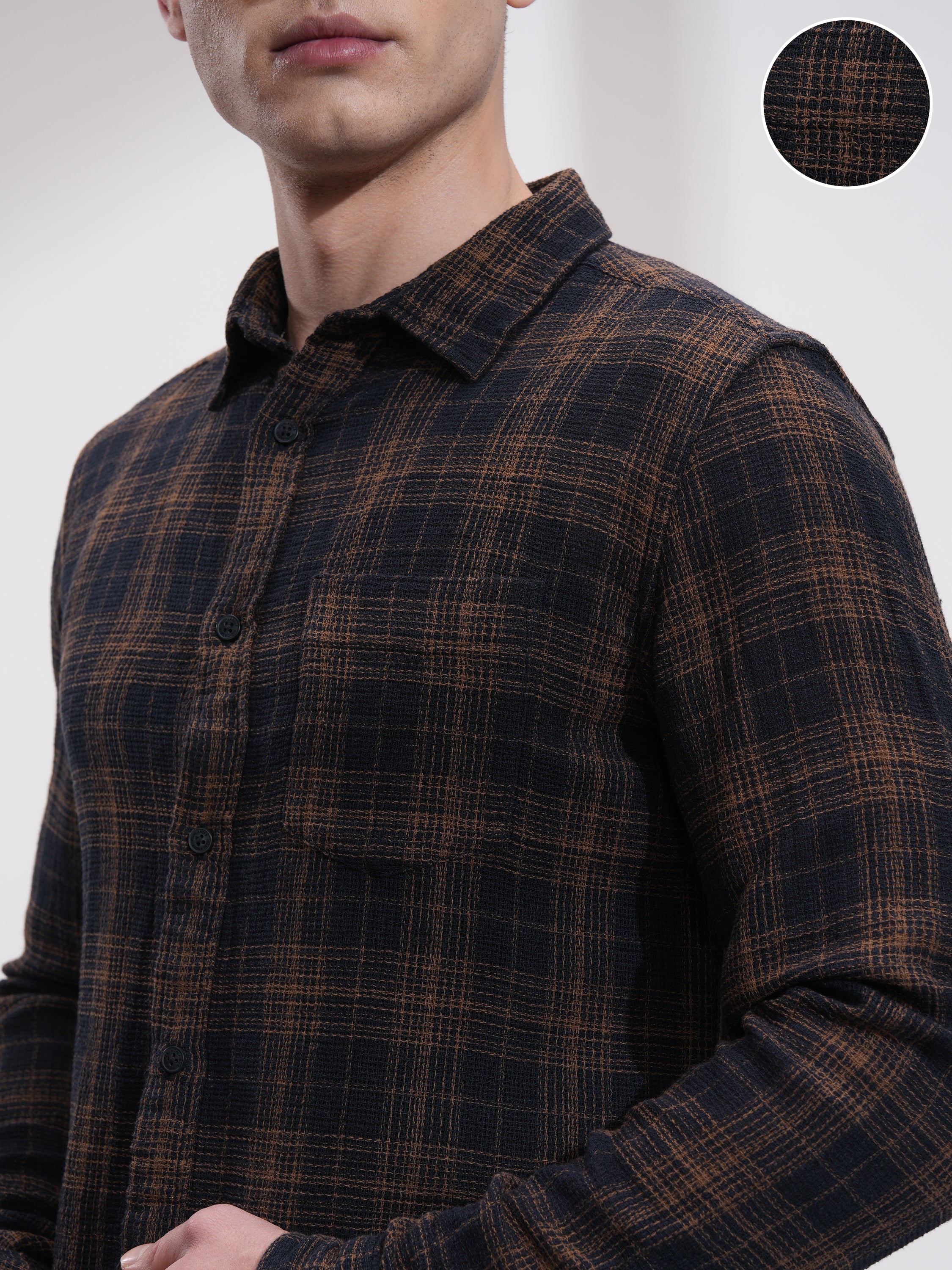 Highlander Men Black Checked Slim Fit Casual Shirt - Black - Image 5