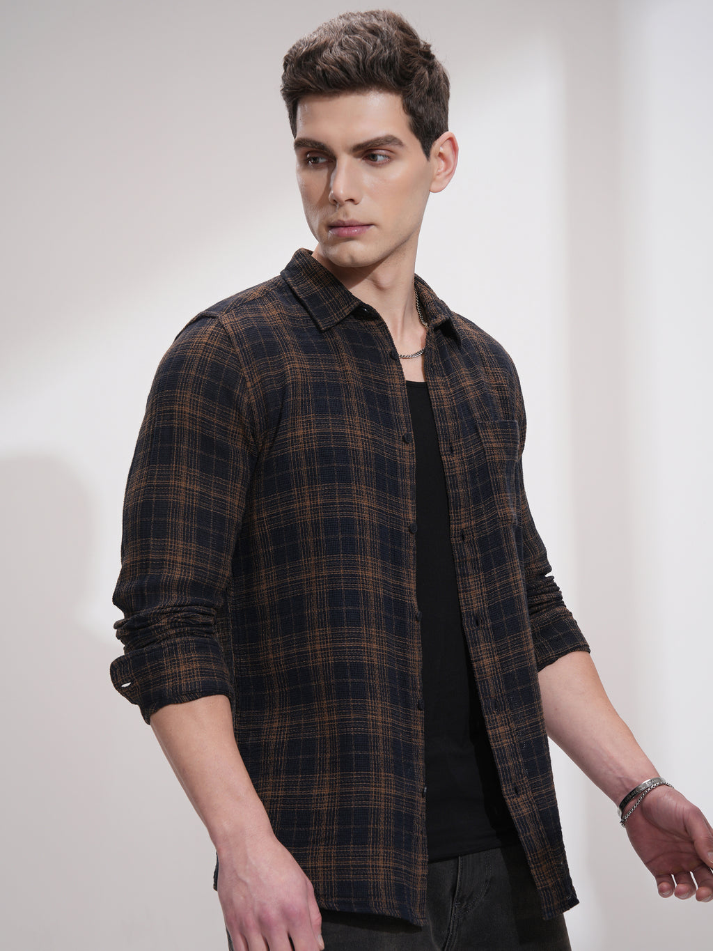 Highlander Men Black Checked Slim Fit Casual Shirt - Black - Image 6