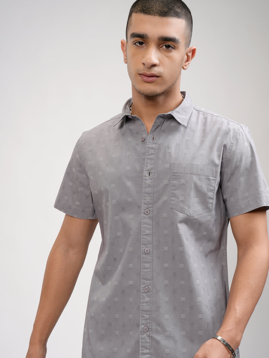Highlander Men Grey Solid Slim Fit Casual Shirt - Grey - Image 1