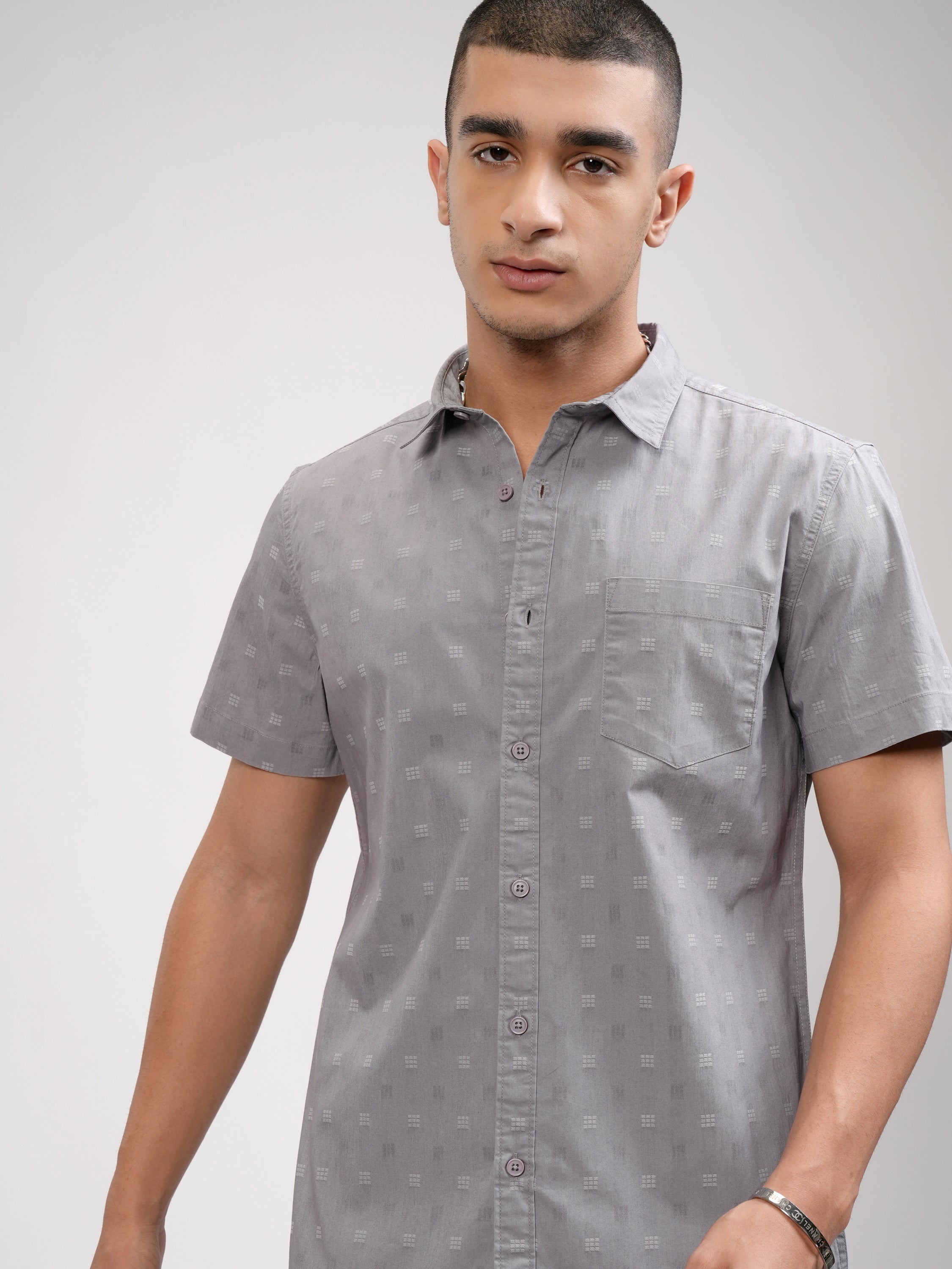 Highlander Men Grey Solid Slim Fit Casual Shirt - Grey - Image 1