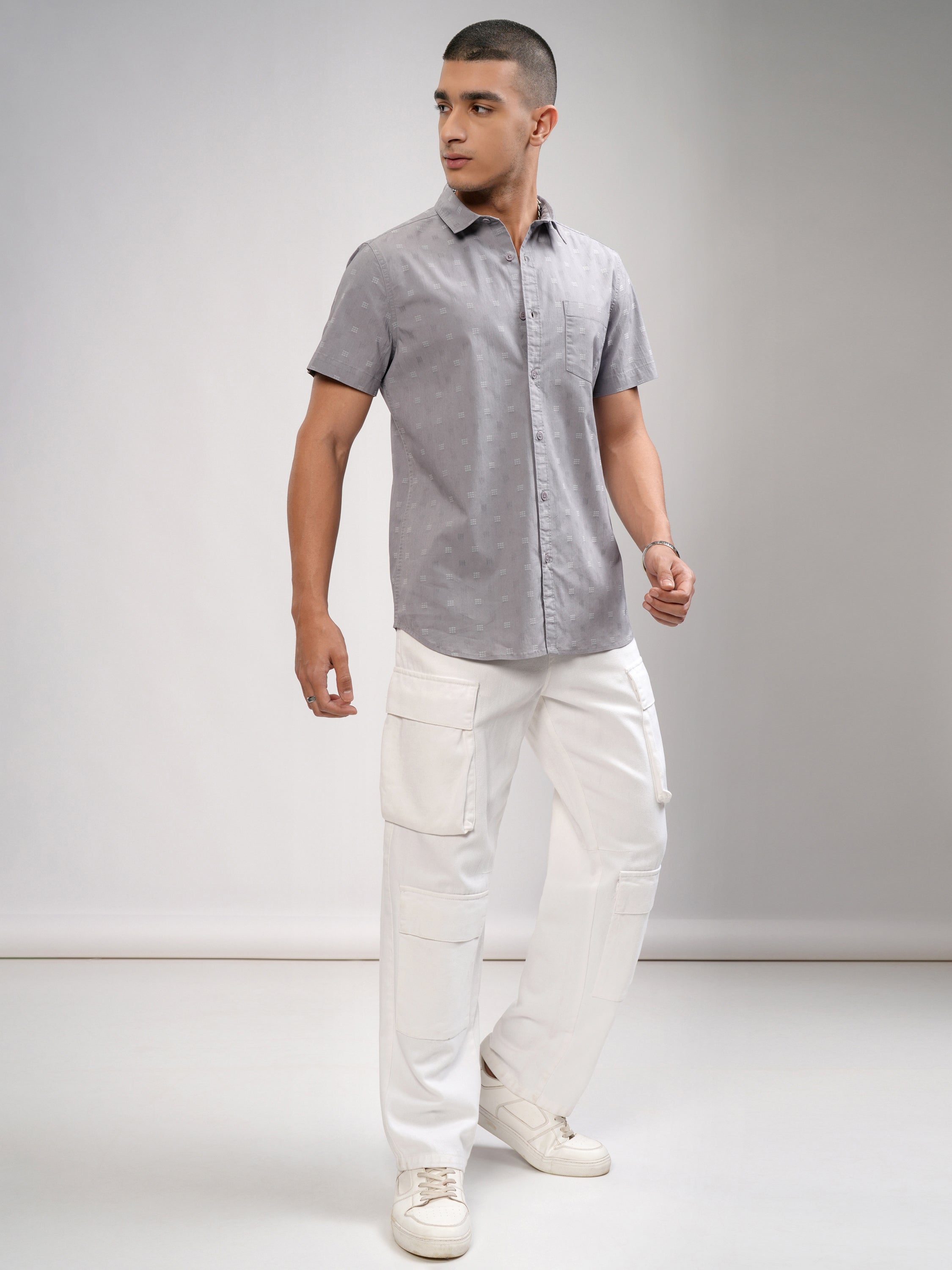 Highlander Men Grey Solid Slim Fit Casual Shirt - Grey - Image 2