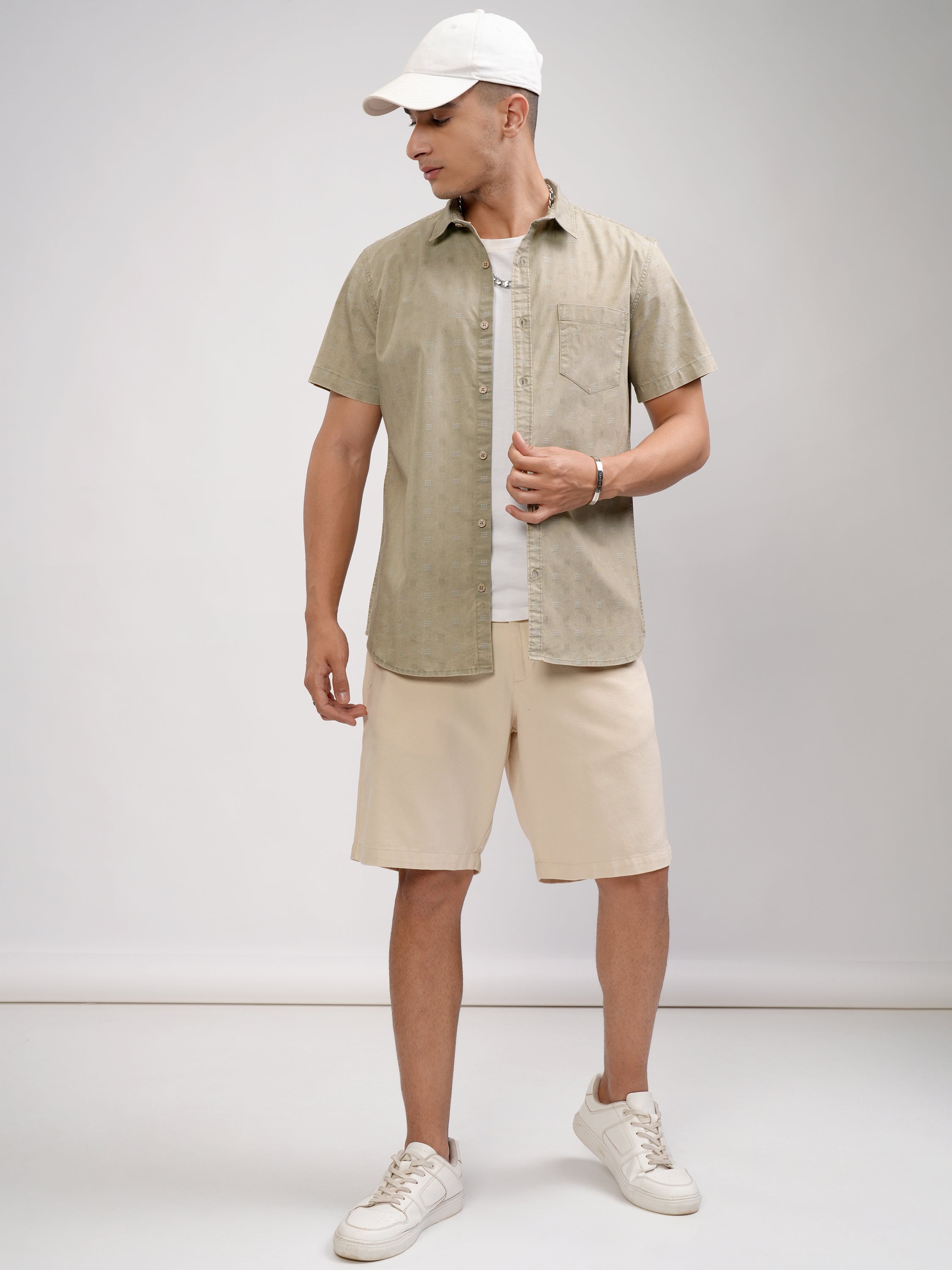 Highlander Men Olive Solid Slim Fit Casual Shirt - Olive - Image 2