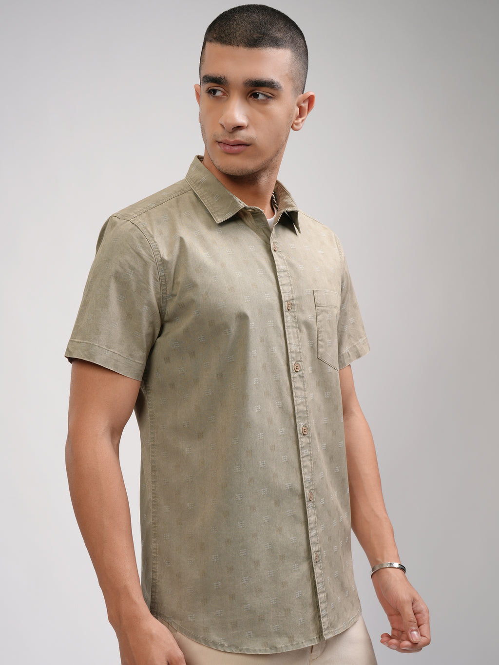 Highlander Men Olive Solid Slim Fit Casual Shirt - Olive - Image 6