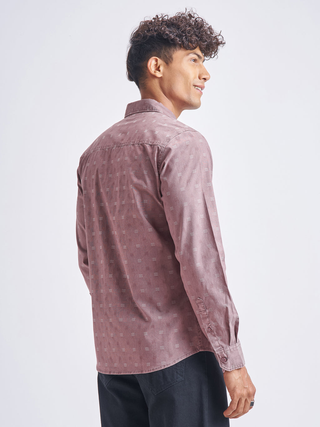 Highlander Men Mauve Self Design Slim Fit Casual Shirt - Mauve - Image 3