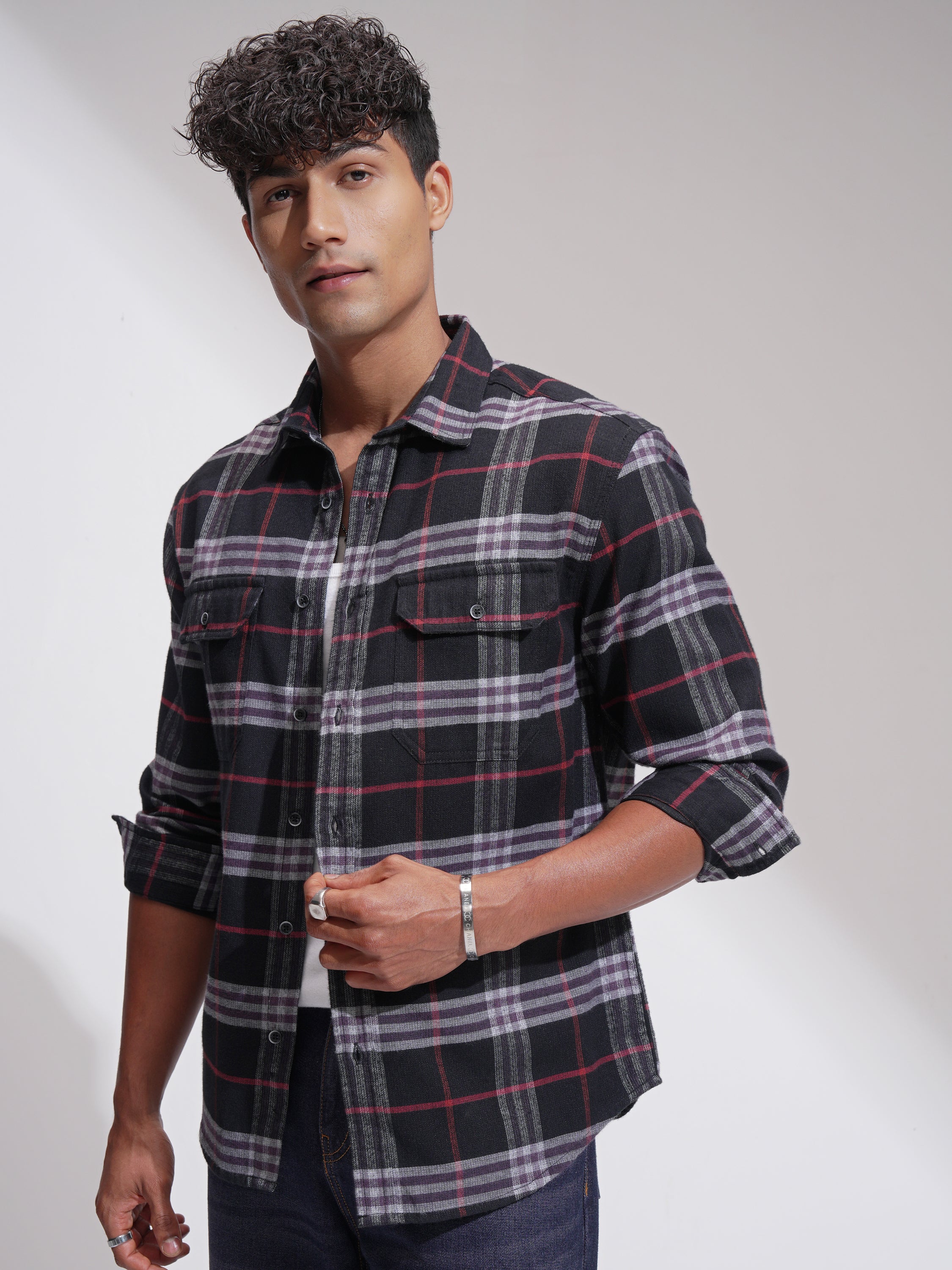 Highlander Men Black Checked Relaxed Fit Casual Shirt - Black - Image 4