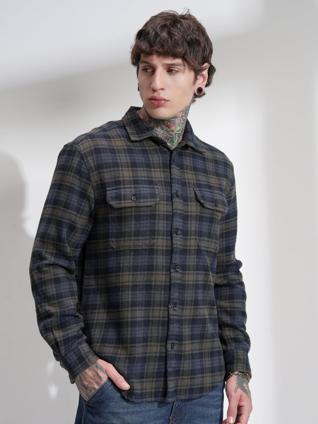 Highlander Men Navy Blue Checked Relaxed Fit Casual Shirt - Navy Blue - Image 6