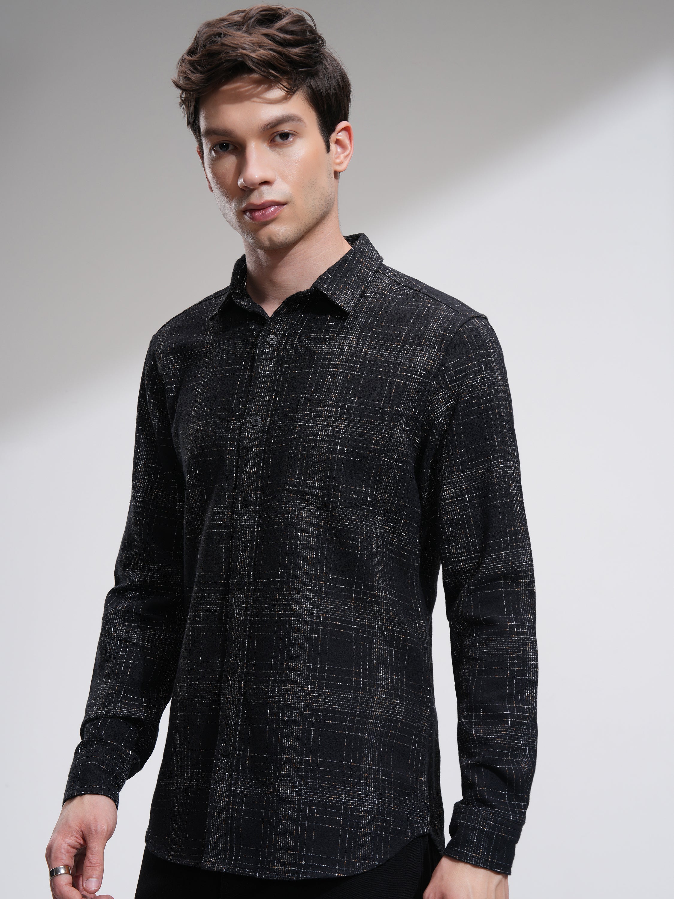 Highlander Men Black Checked Slim Fit Casual Shirt - Black - Image 4