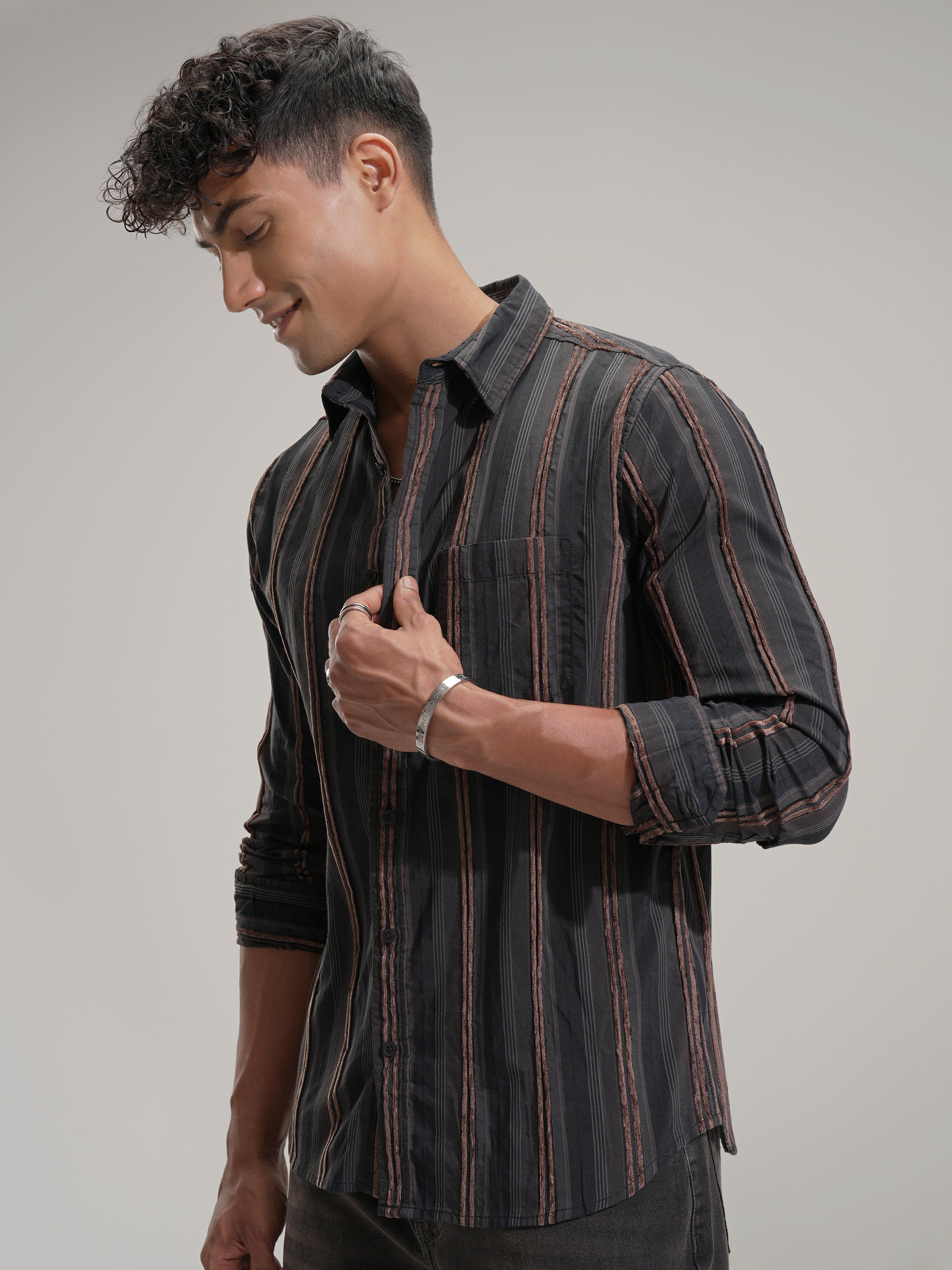 Highlander Men Black Striped Slim Fit Casual Shirt - Black - Image 4