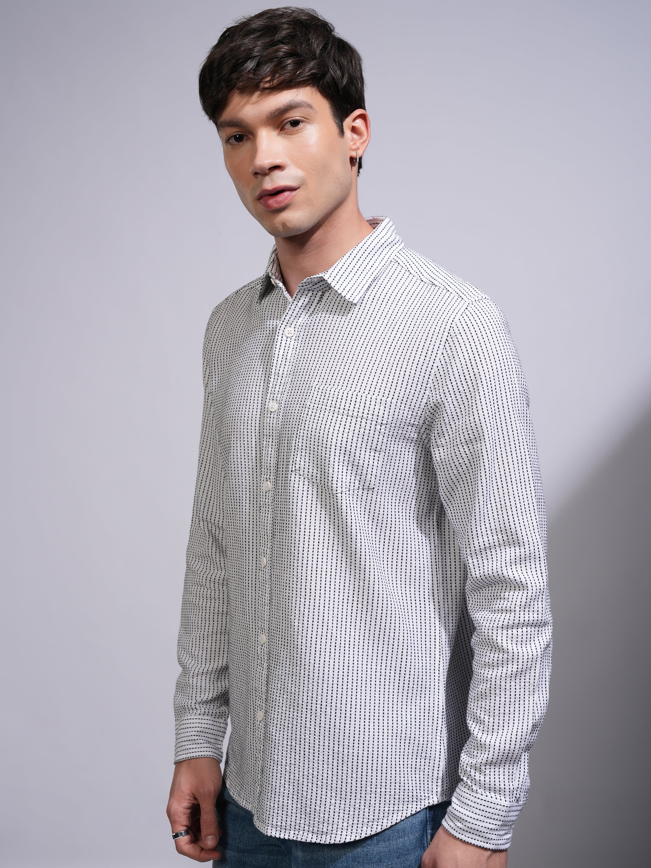 Highlander Men White Textured Slim Fit Casual Shirt - White - Image 4