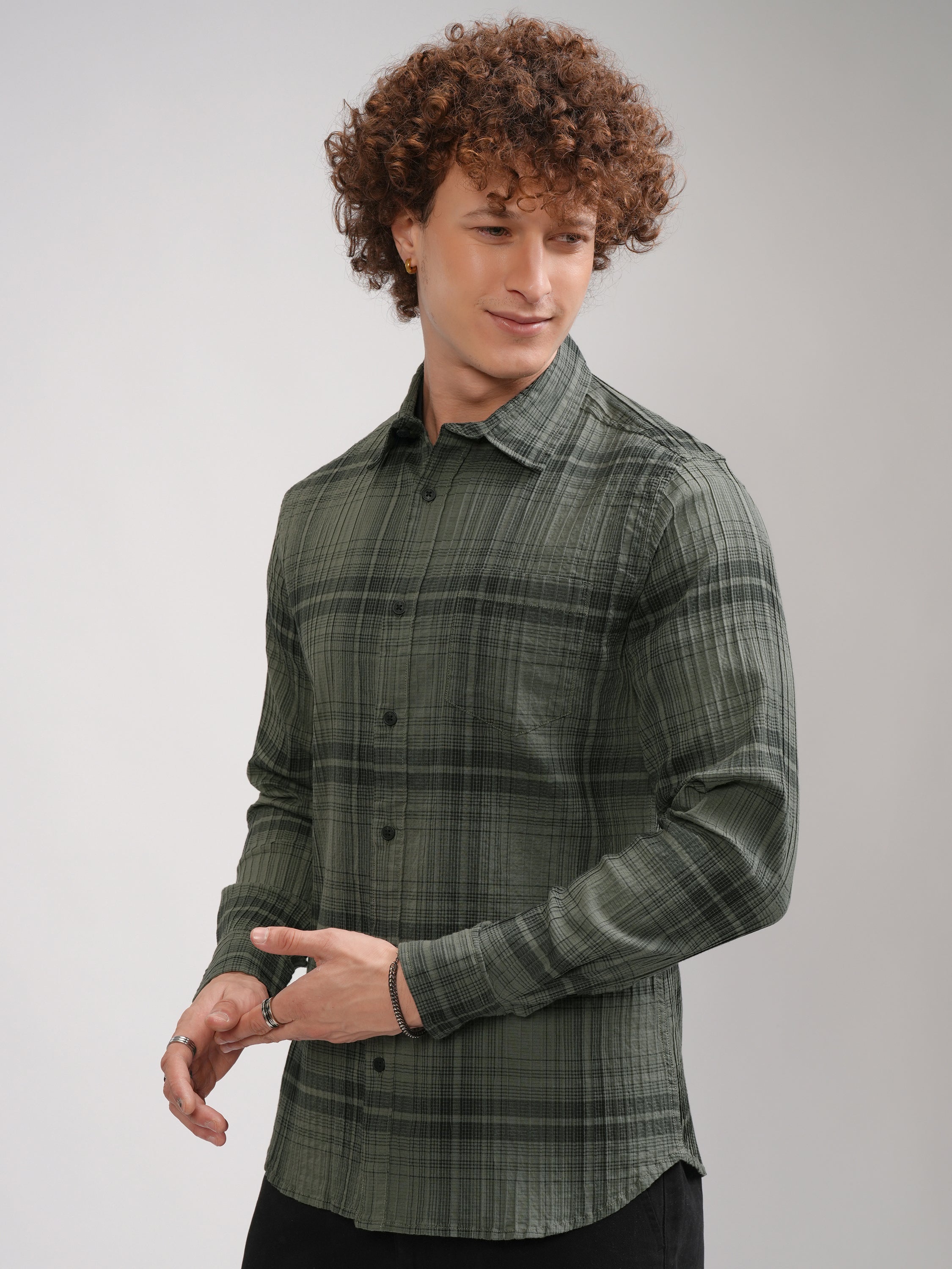 Highlander Men Green Checked Slim Fit Casual Shirt - Green - Image 4