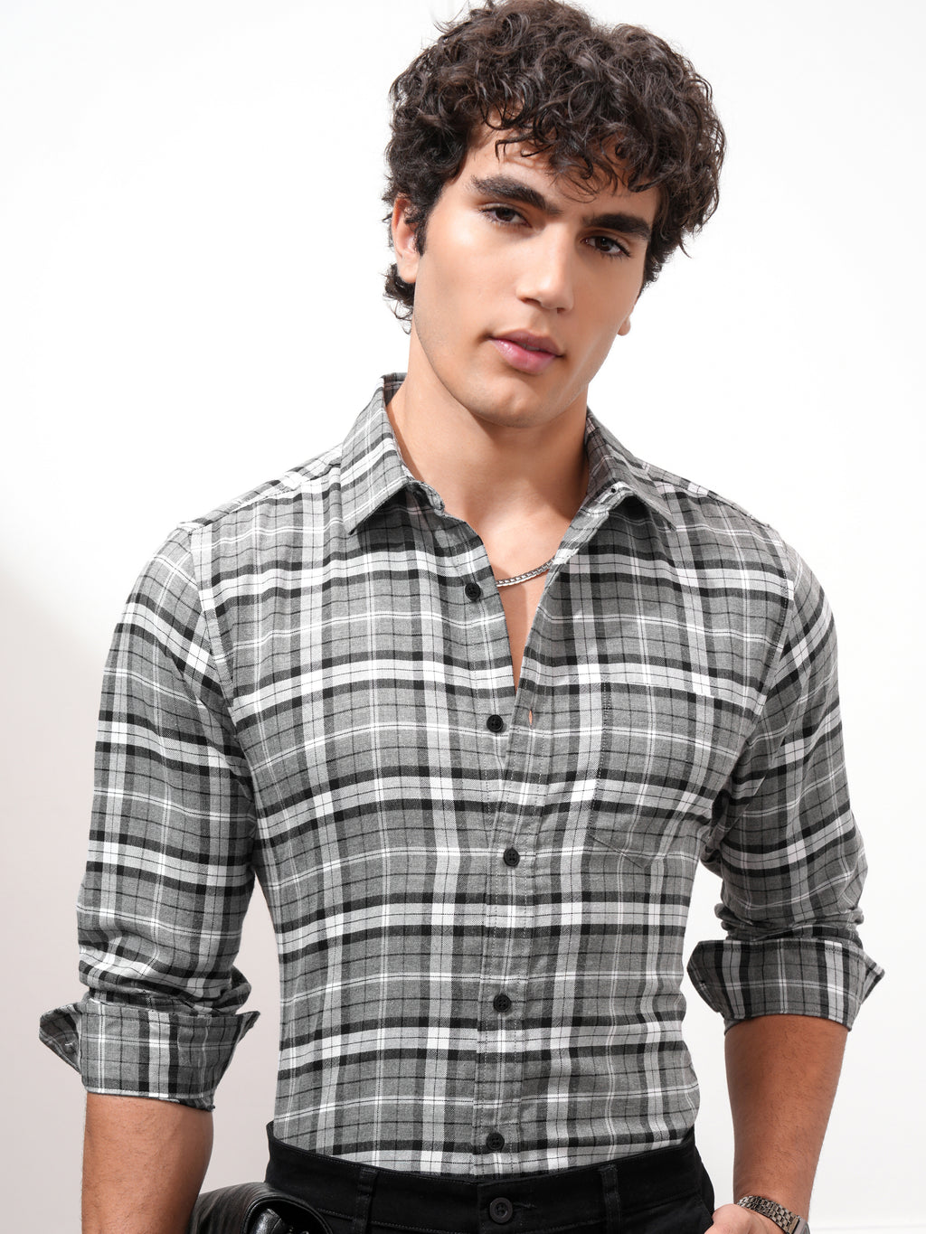 Highlander Men Grey Checked Slim Fit Casual Shirt - Grey - Image 1
