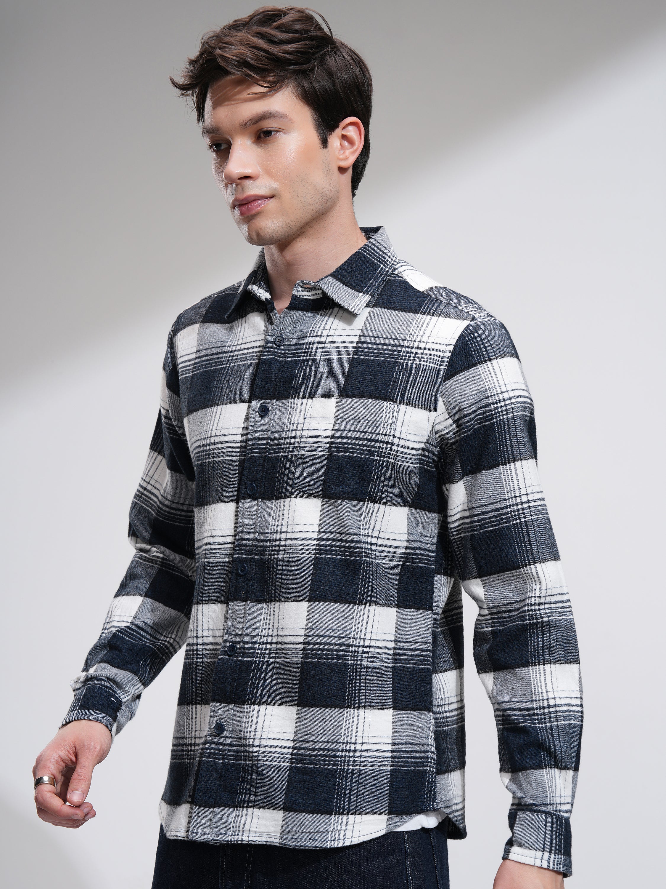Highlander Men Off White Checked Slim Fit Casual Shirt - Off White - Image 4