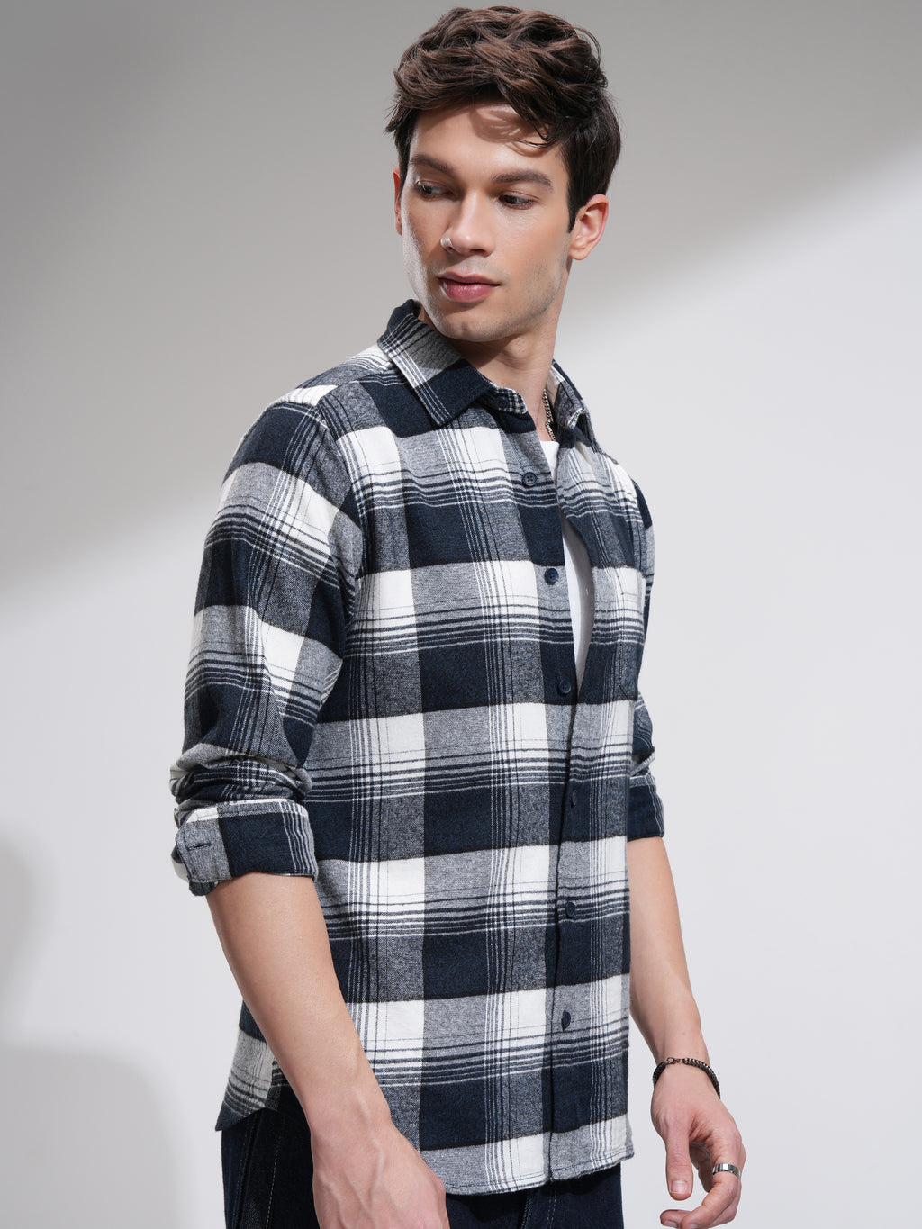 Highlander Men Off White Checked Slim Fit Casual Shirt - Off White - Image 6