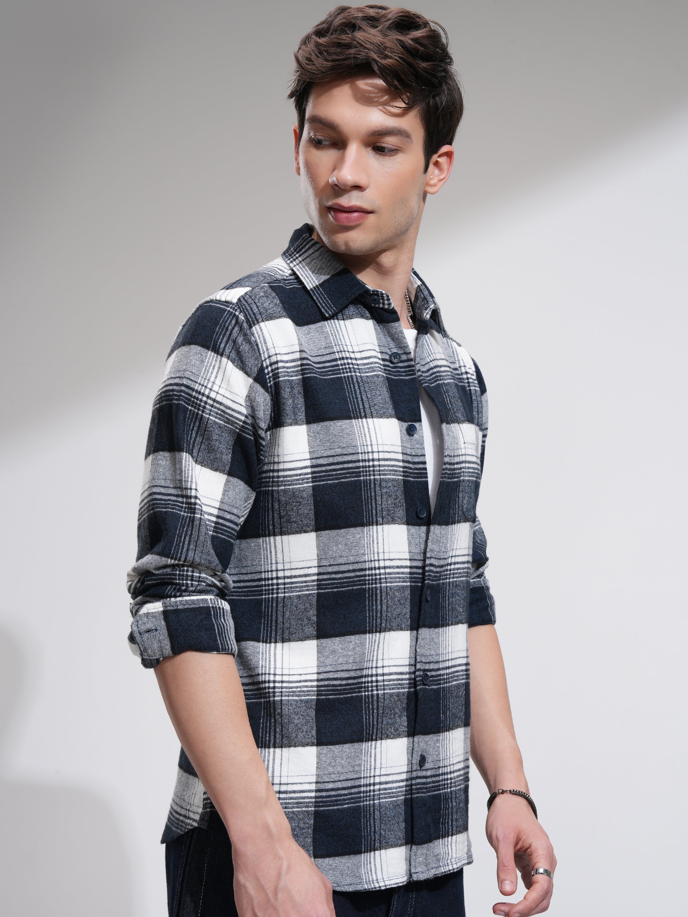 Highlander Men Off White Checked Slim Fit Casual Shirt - Off White - Image 6