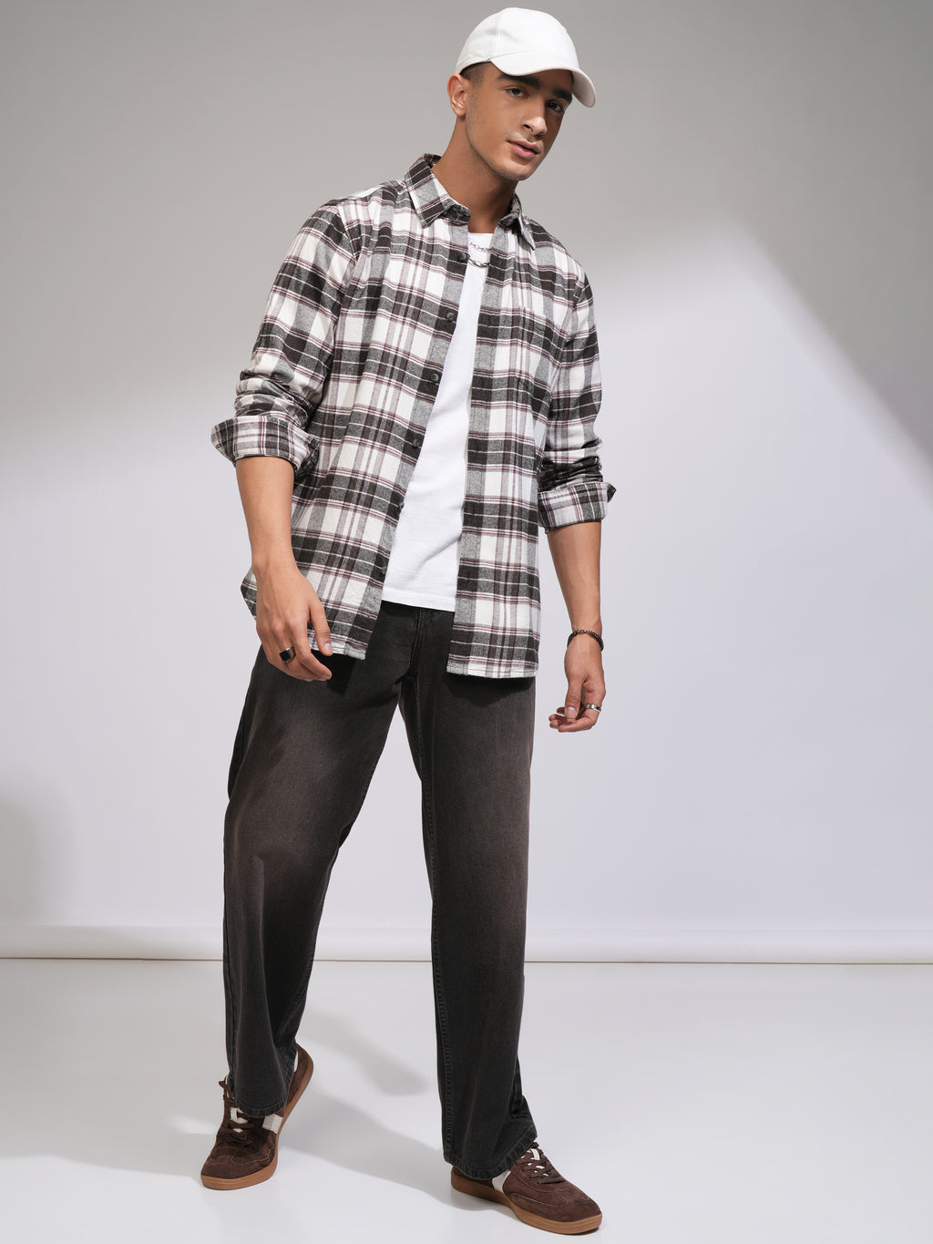 Highlander Men Off White Checked Slim Fit Casual Shirt - Off White - Image 2
