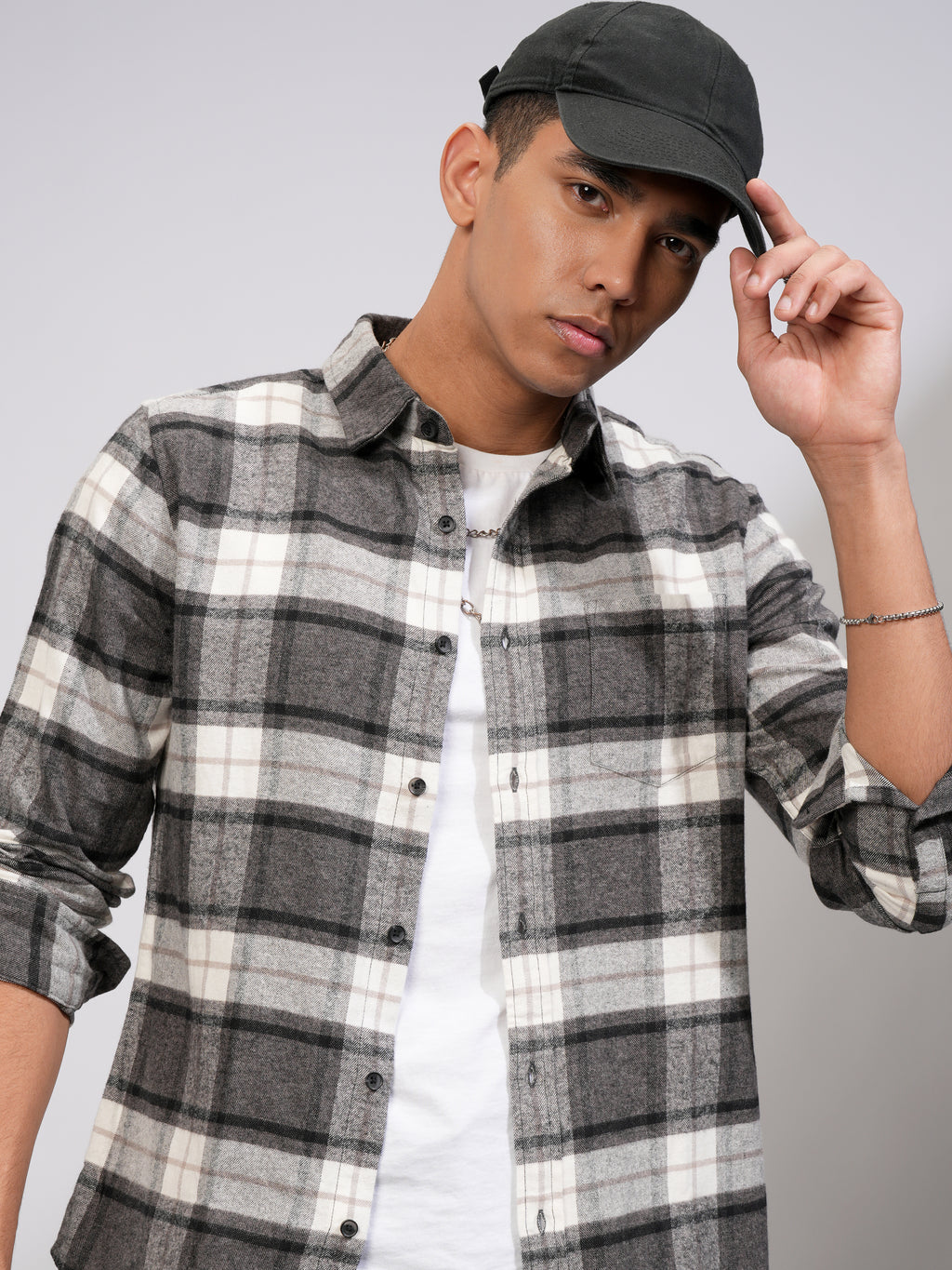 Highlander Men Off White Checked Slim Fit Casual Shirt - Off White - Image 1