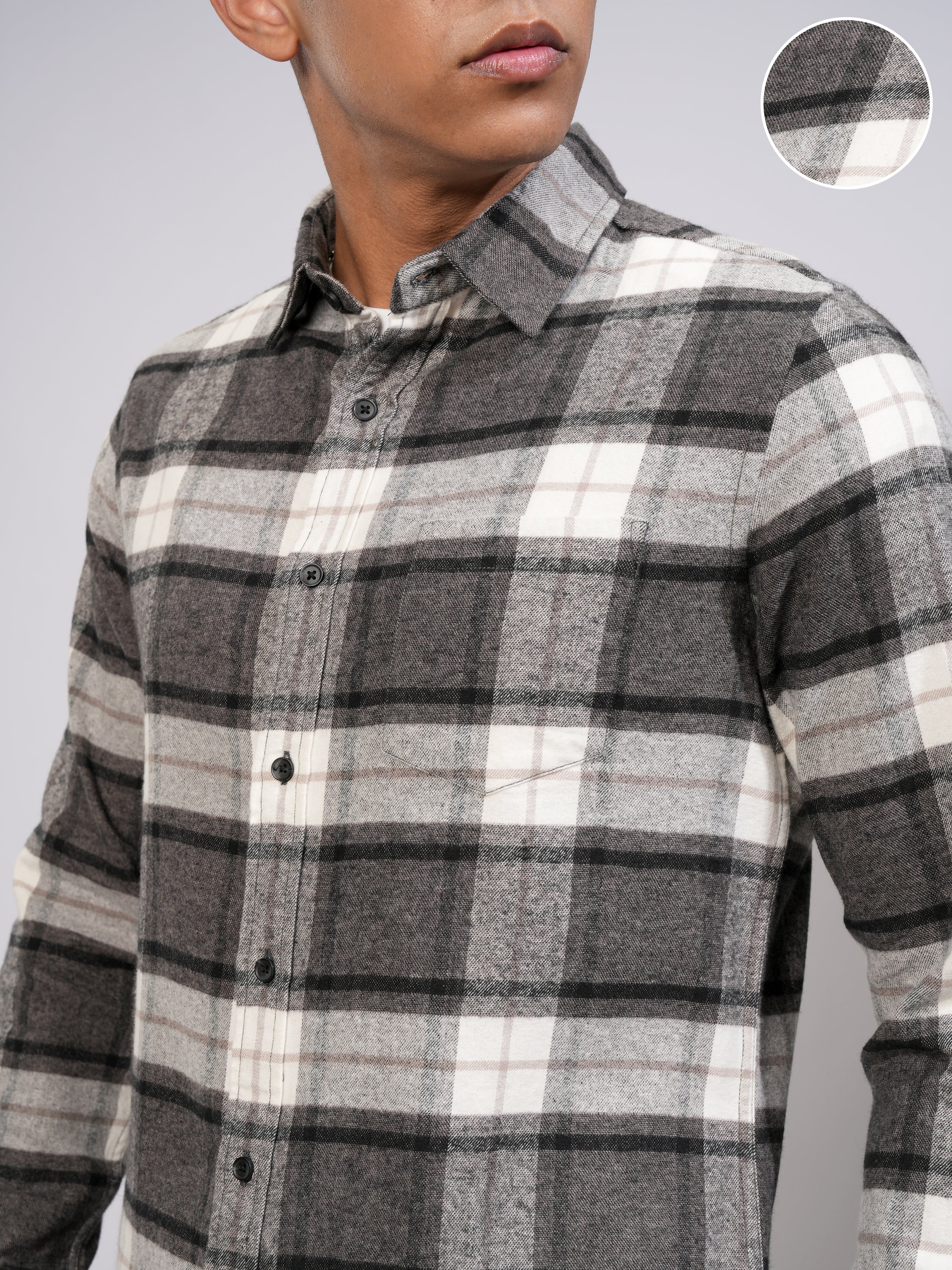 Highlander Men Off White Checked Slim Fit Casual Shirt - Off White - Image 5