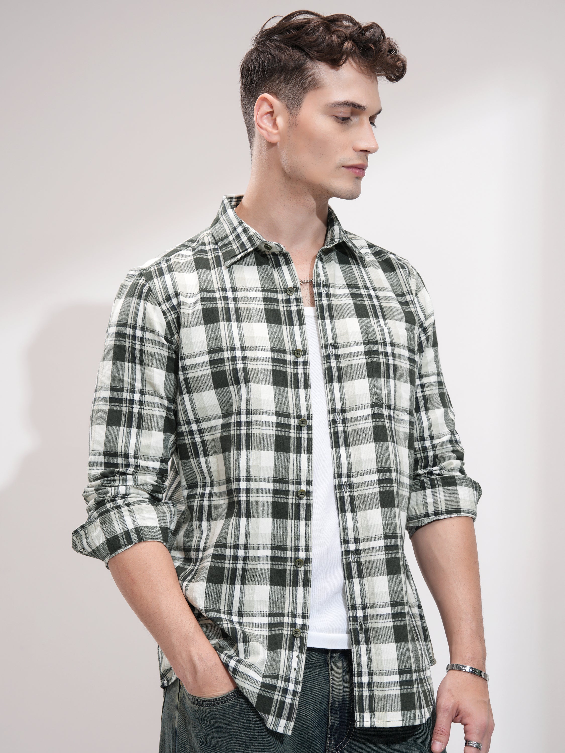 Highlander Men Off White Checked Relaxed Fit Casual Shirt - Off White - Image 6