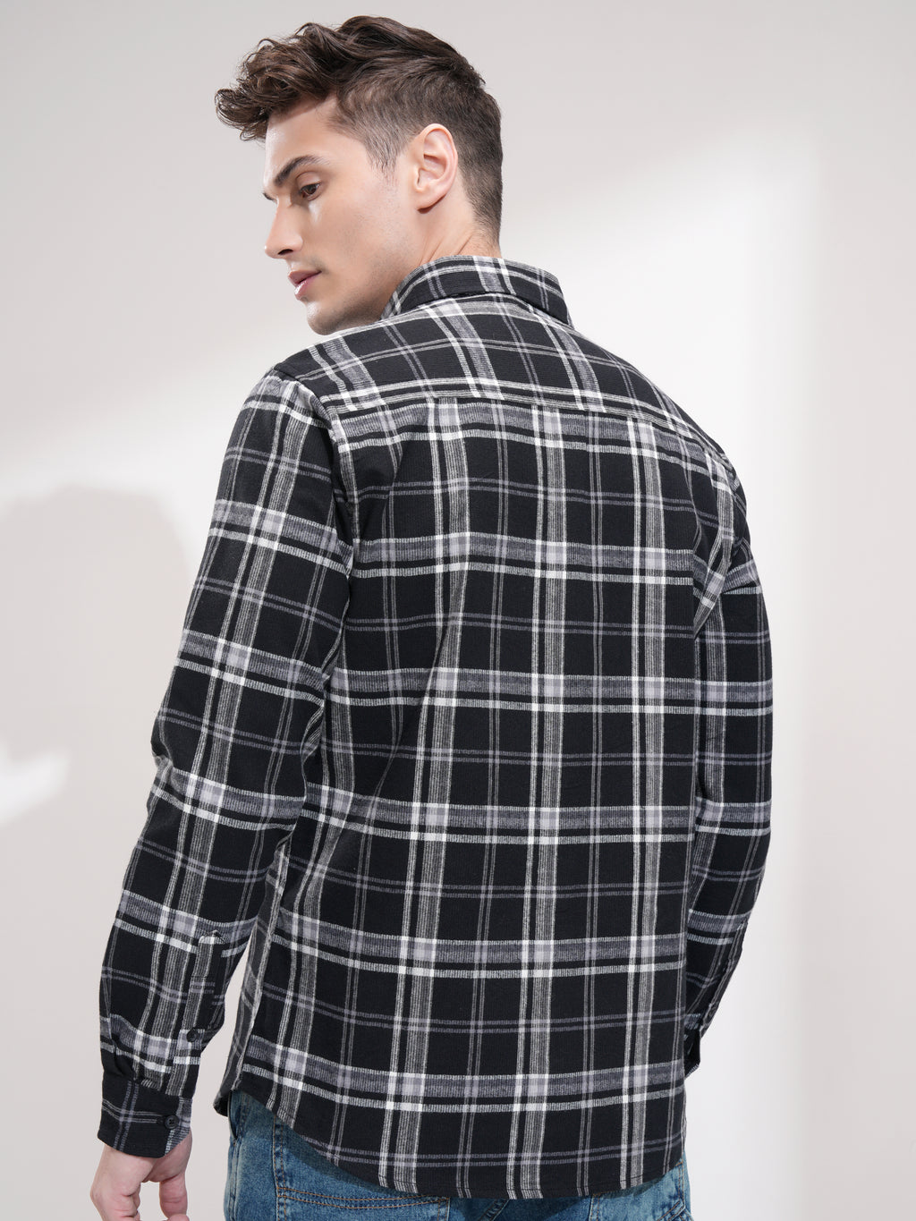 Highlander Men Black Checked Relaxed Fit Casual Shirt - Black - Image 3