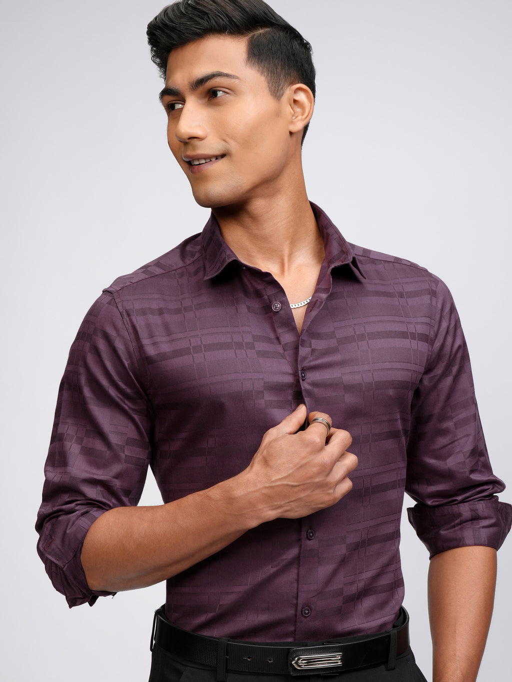 Highlander Men Purple Self Design Slim Fit Casual Shirt - Purple - Image 1
