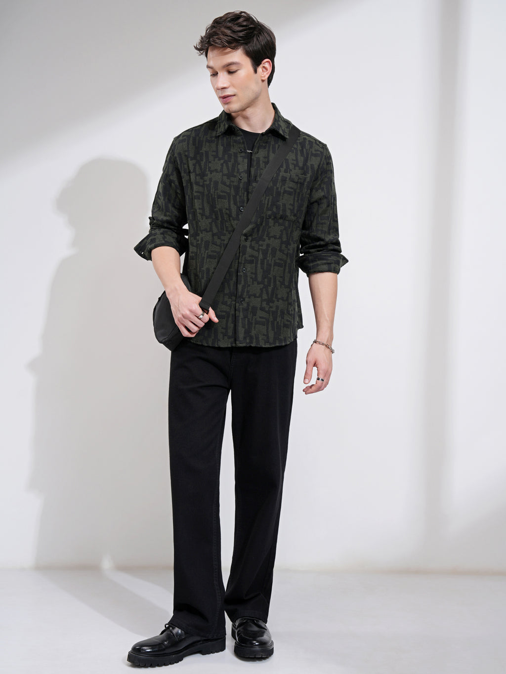 Highlander Men Olive Printed Relaxed Fit Casual Shirt - Olive - Image 2