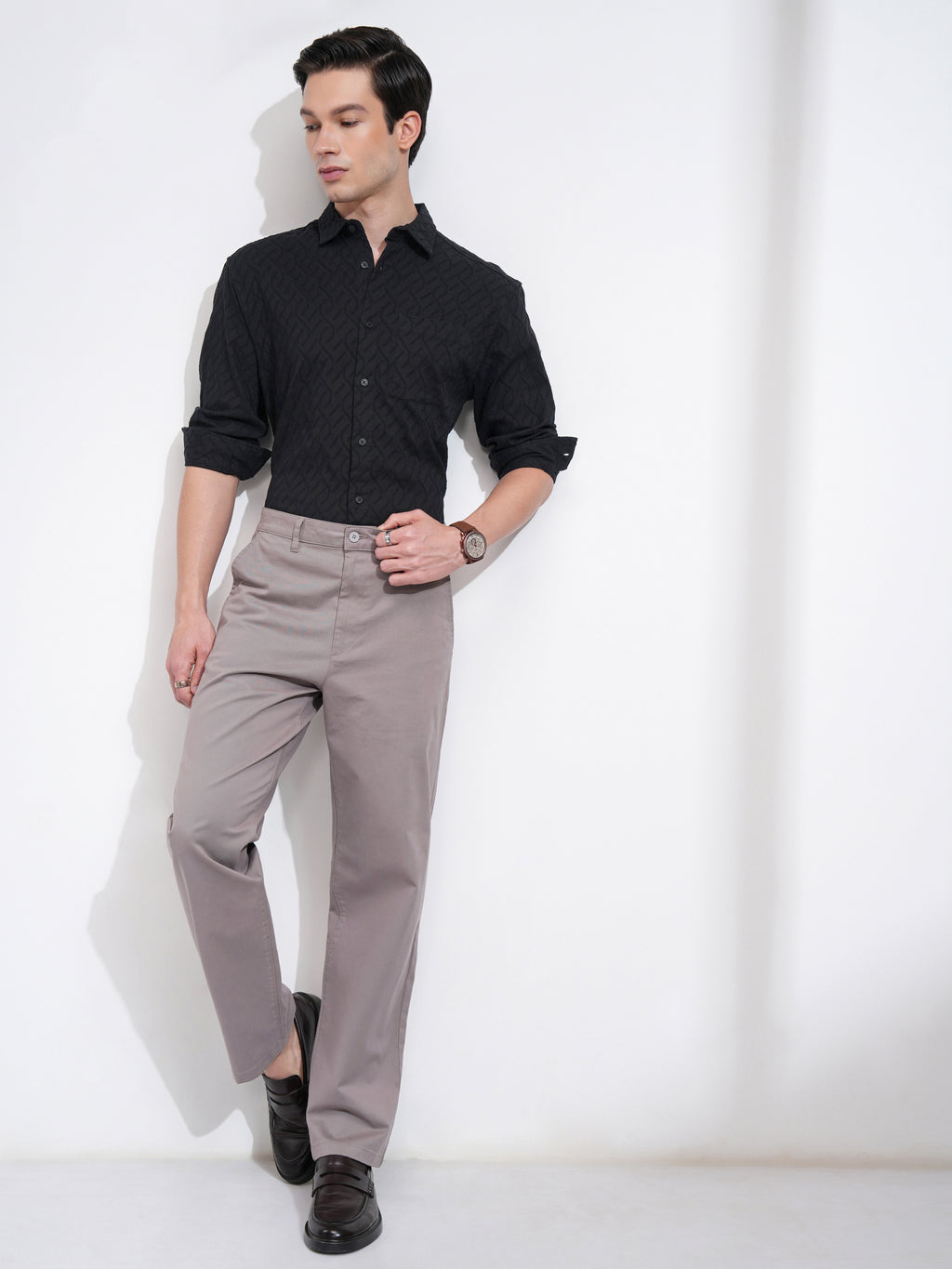 Highlander Men Black Textured Relaxed Fit Casual Shirt - Black - Image 2
