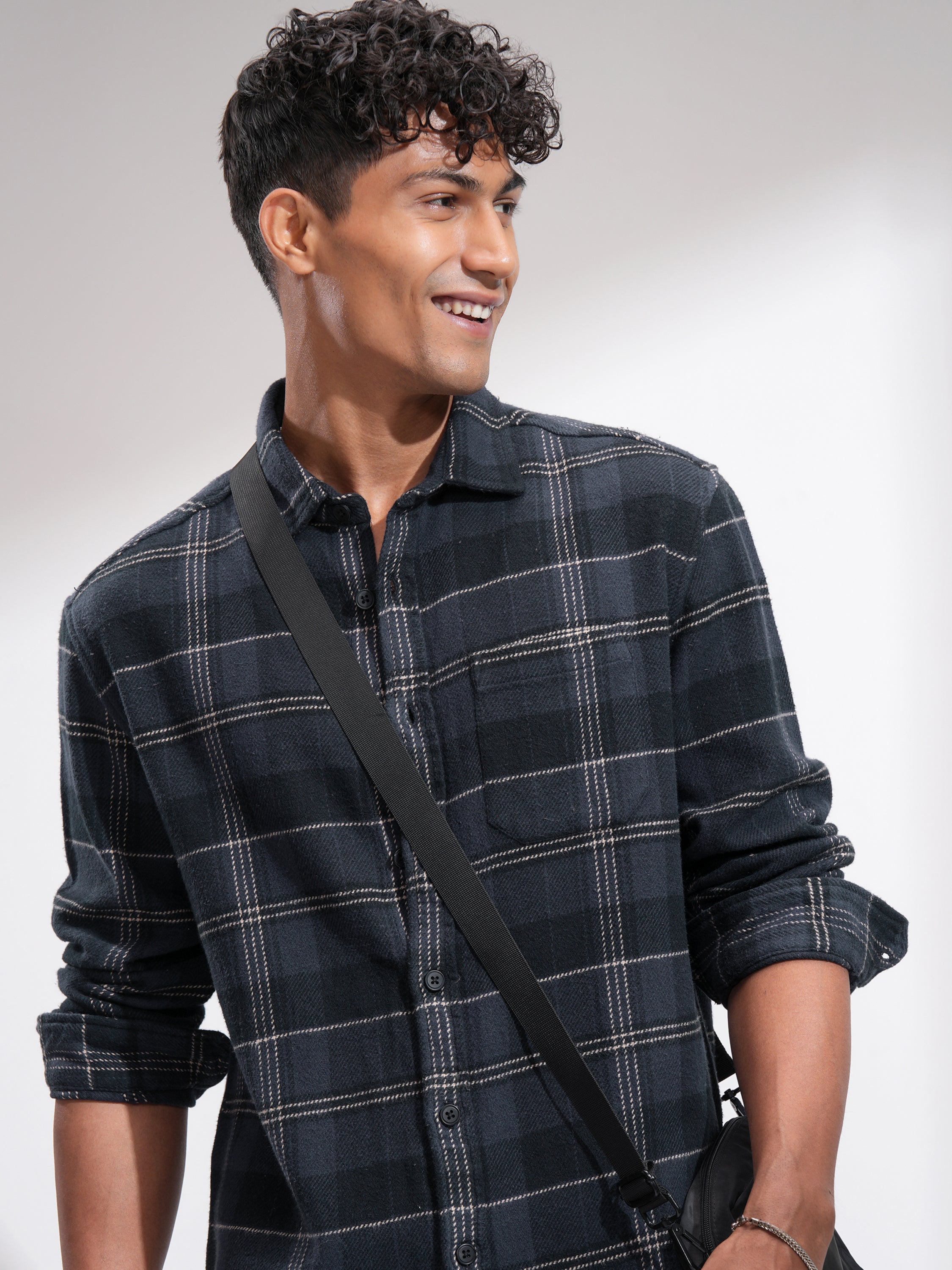 Highlander Men Blue Checked Relaxed Fit Casual Shirt - Blue - Image 1