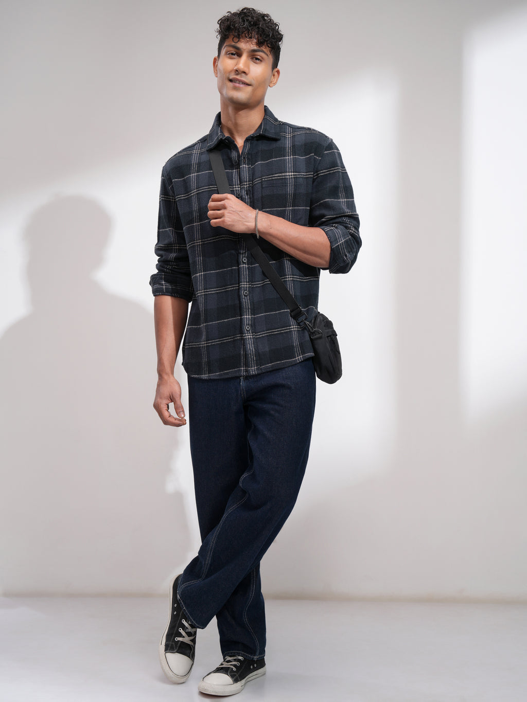 Highlander Men Blue Checked Relaxed Fit Casual Shirt - Blue - Image 2