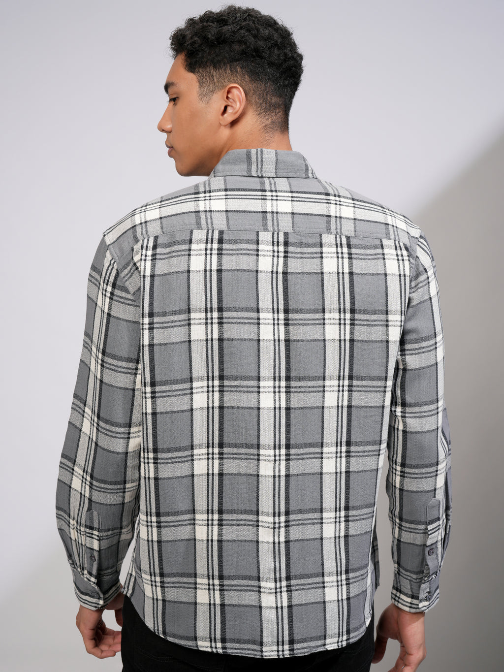 Highlander Men Grey Checked Relaxed Fit Casual Shirt - Grey - Image 3