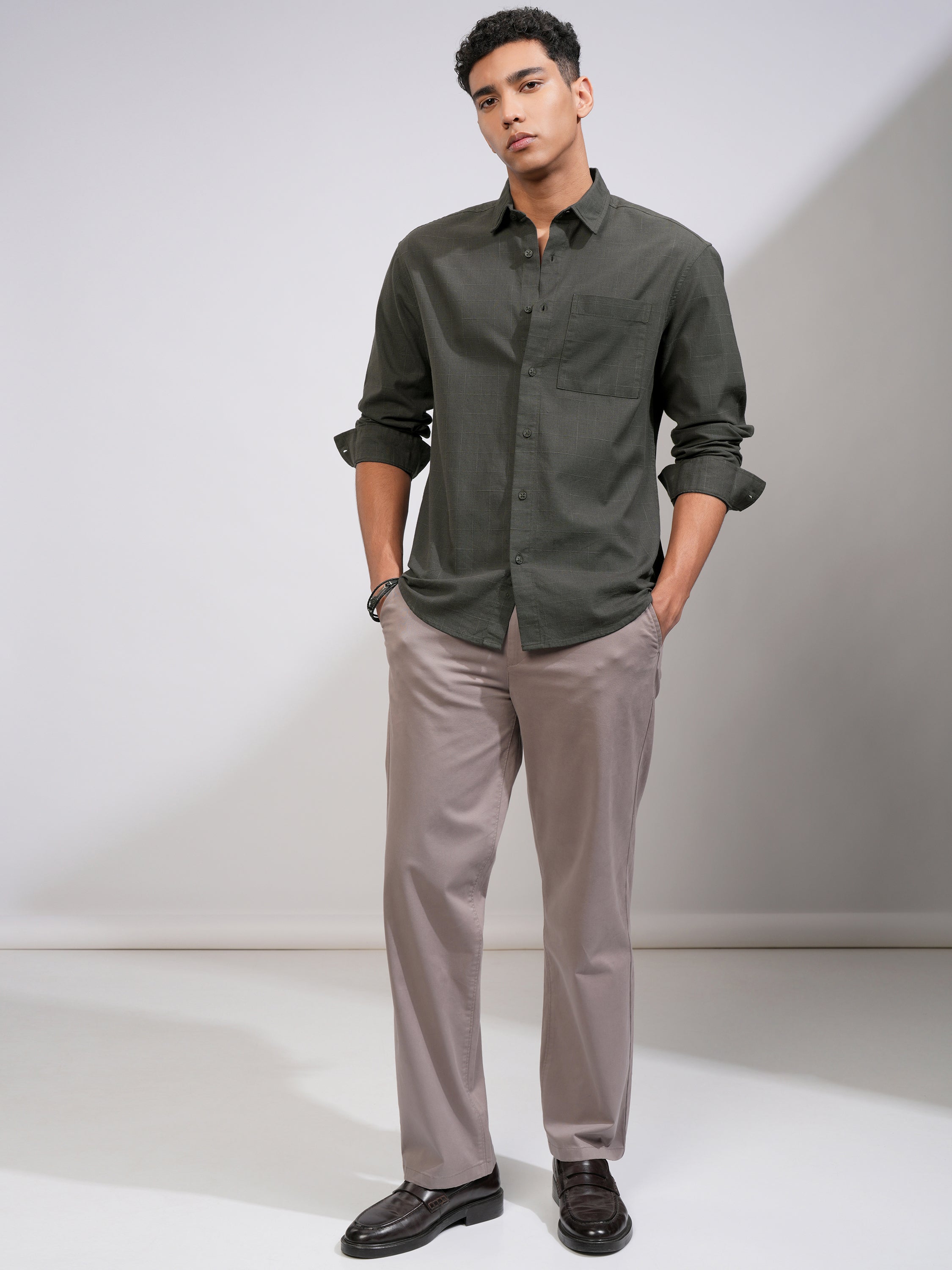 Highlander Men Olive Checked Relaxed Fit Casual Shirt - Olive - Image 2