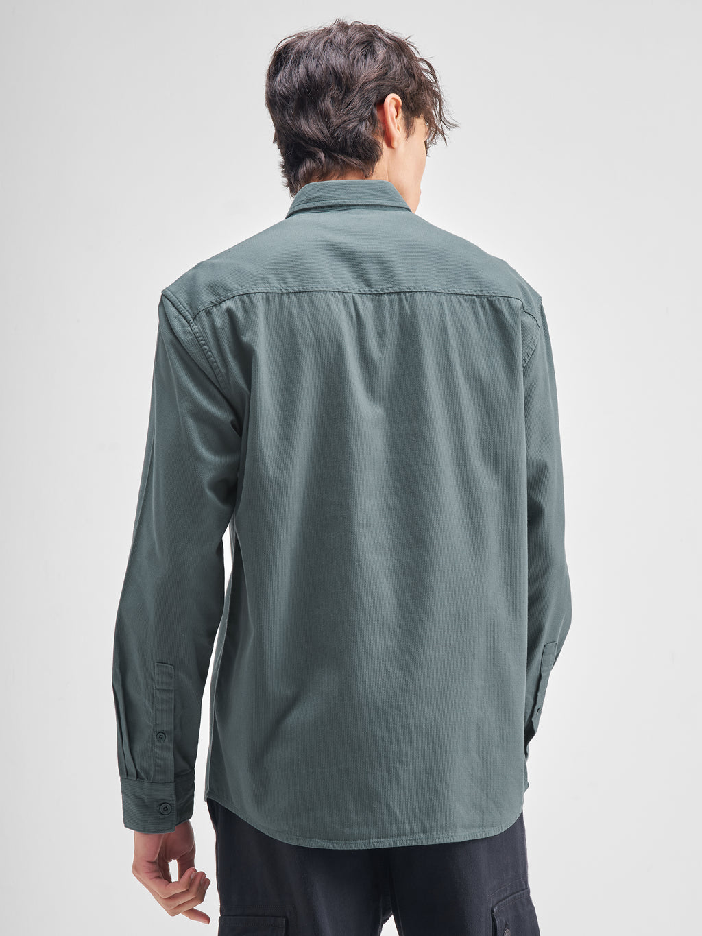 Highlander Men Blue Solid Relaxed Fit Casual Shirt - Blue - Image 3