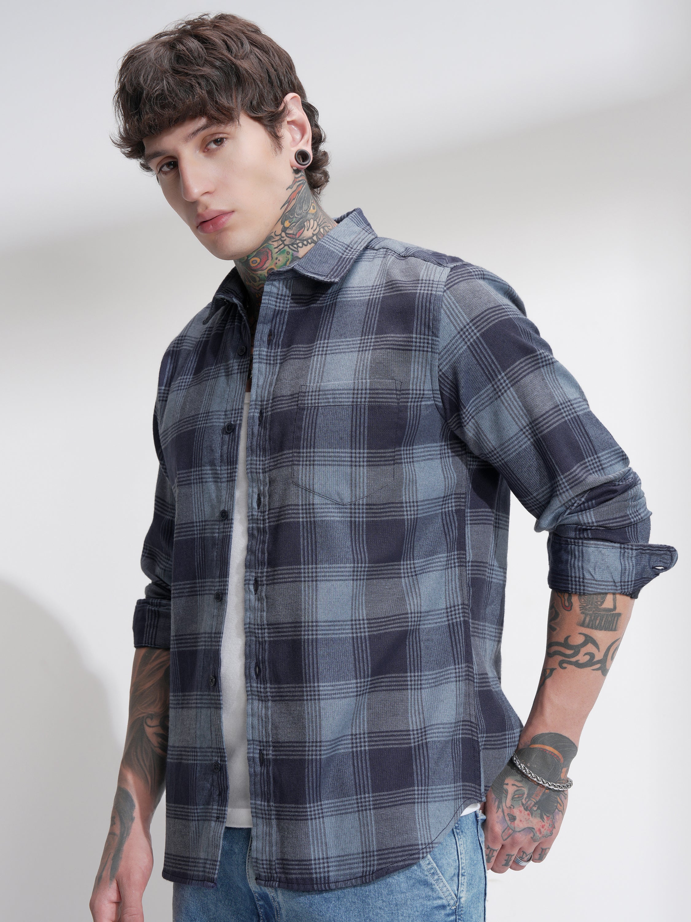 Highlander Men Navy Blue Checked Slim Fit Casual Shirt - Navy Blue - Image 4