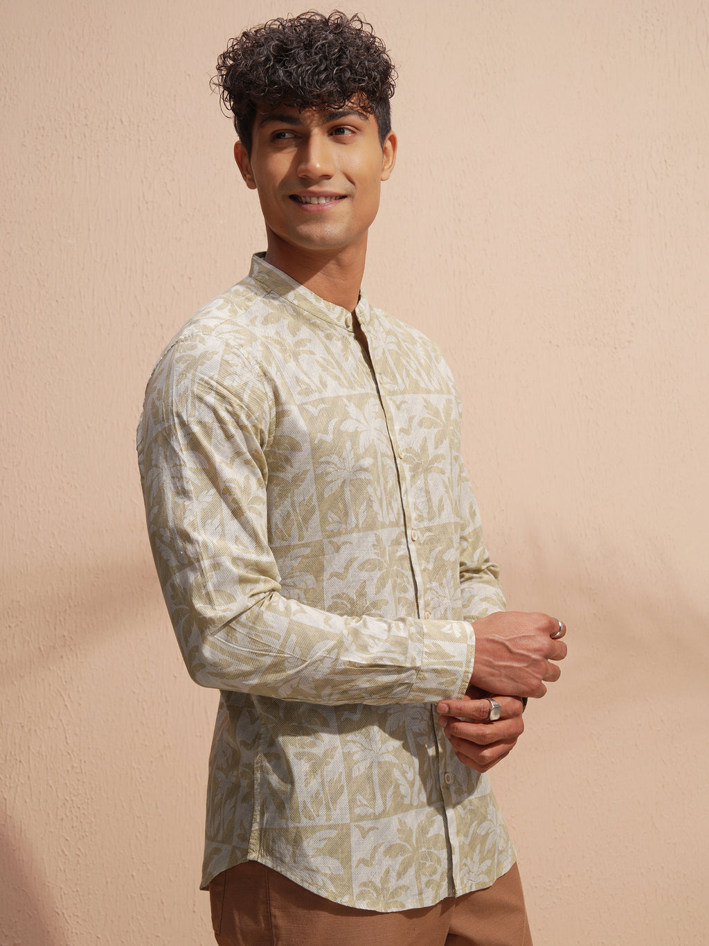 Highlander Men Off White Printed Slim Fit Casual Shirt - Off White - Image 6